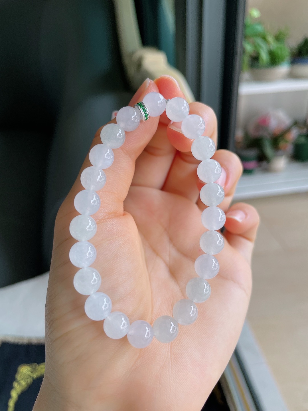 ️，缅甸天然翡翠A货，白冰手串，尺寸：7.8mm。【编4359】