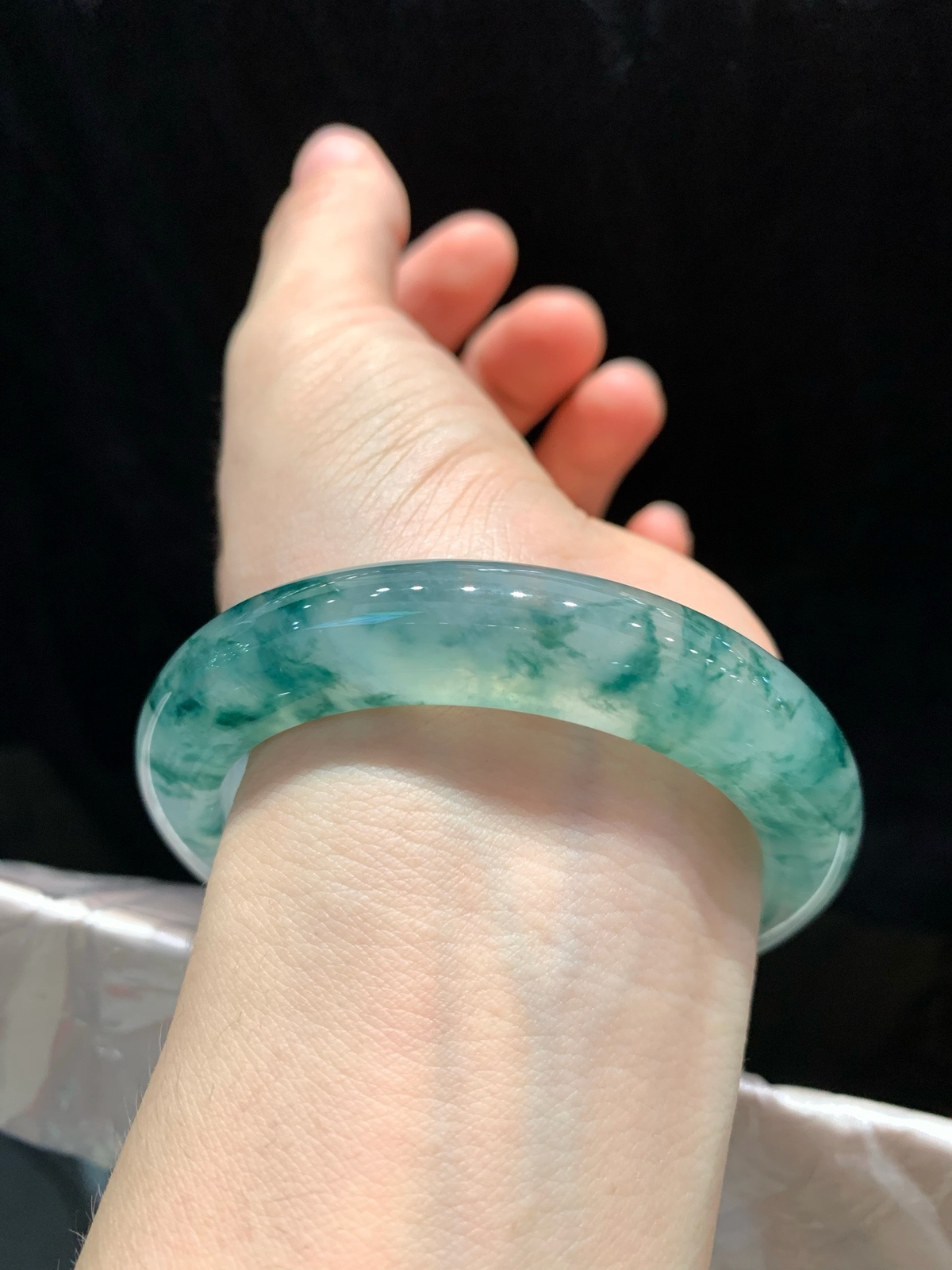 尺寸56.9/12.6/8.8，冰种飘花手镯
种好水足
