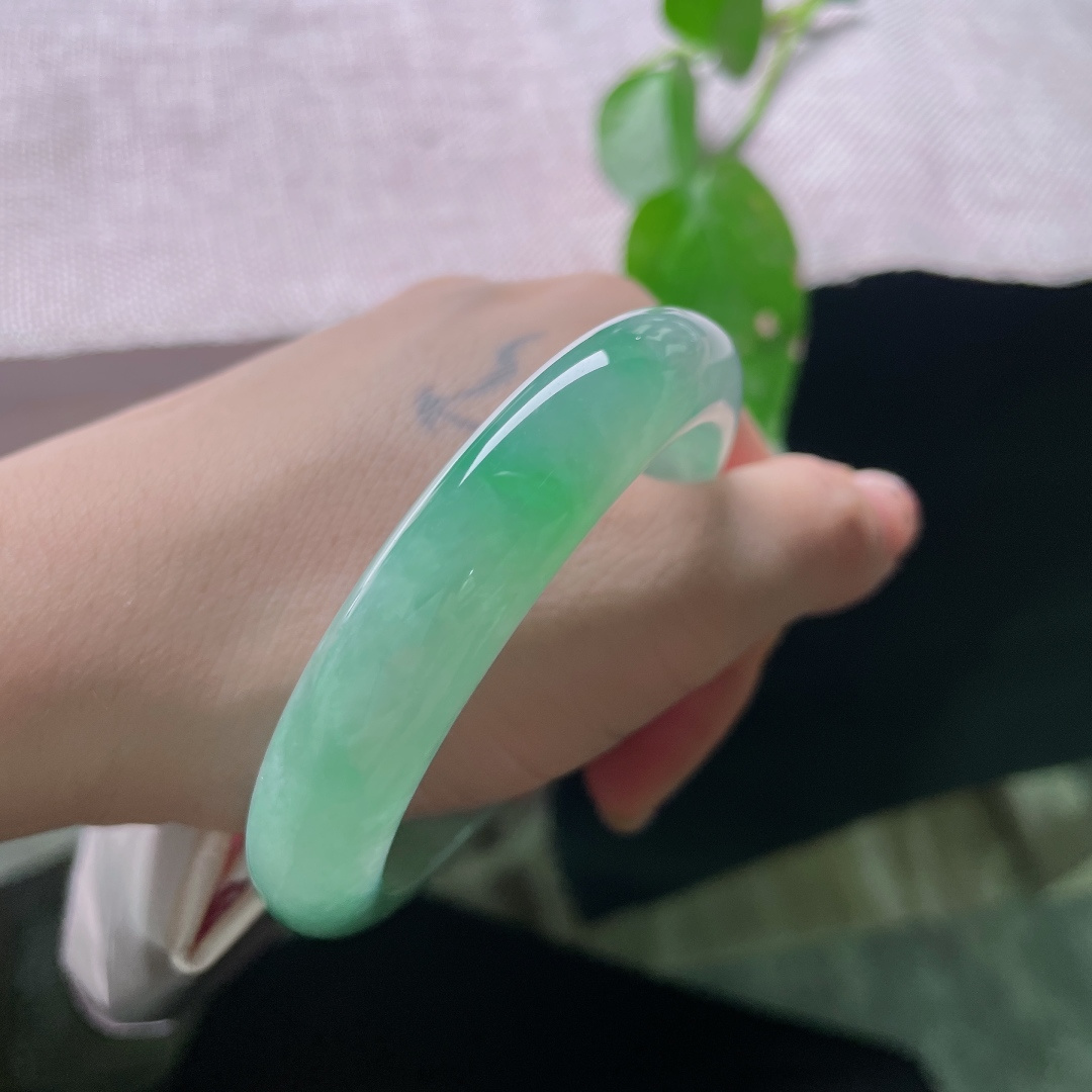 甜绿正圈，种老，晶莹玉透，沁雅，意境深远，晶体纹，ss55828a