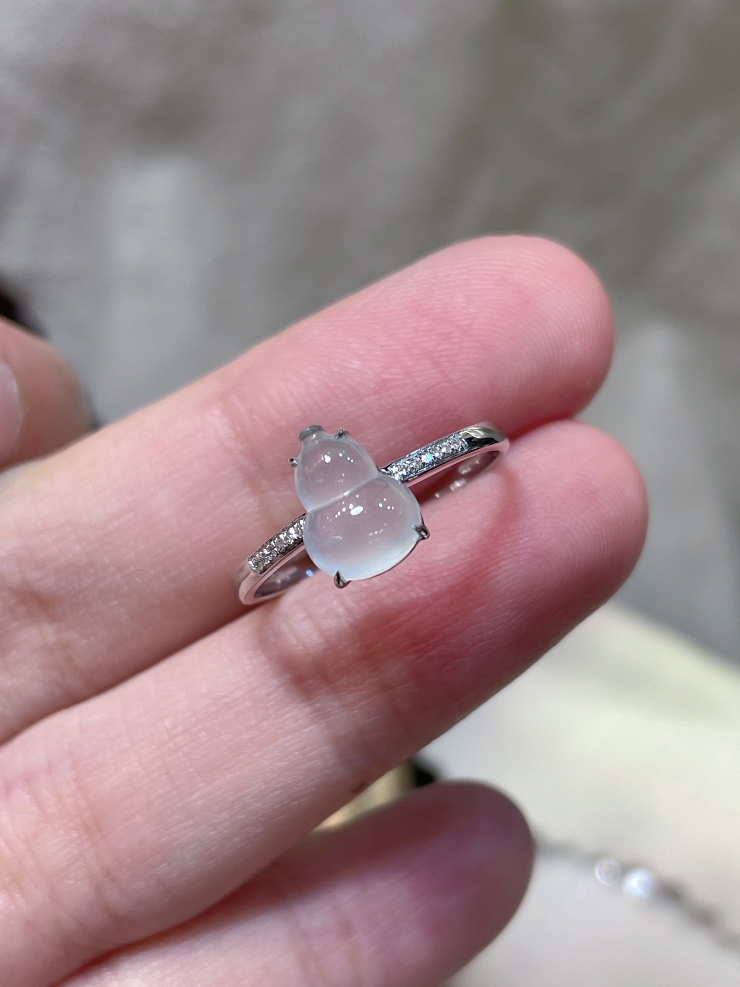 ️ 性比 葫芦戒指 料子水润通透，种老起光。 18k金镶嵌，非常时尚好看，8.9-6.6-4