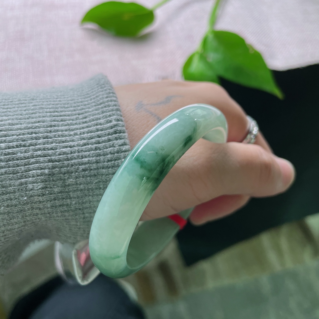 52.7（47）/11.6/7飘花贵妃，水润细腻，清新俊逸，飘逸，灵动，皮纹。ss51995a