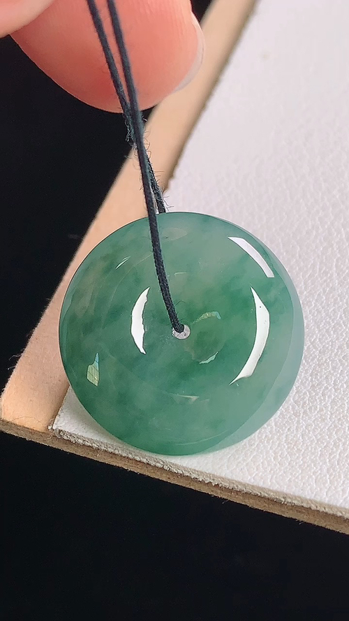 冰晴飘花平安扣，无裂，尺寸:20.2-5.7mm