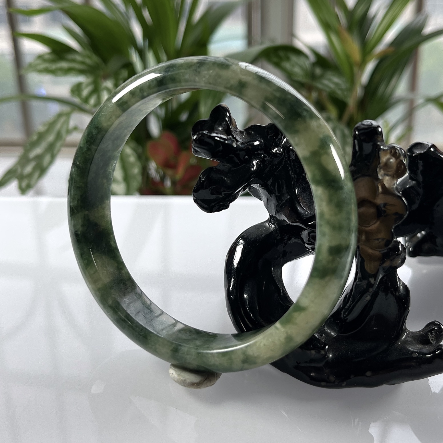 缅甸天然翡翠A货，60圈口冰糯种飘花正装手镯，尺寸59.8/13.3/7.2，重量：54.53g