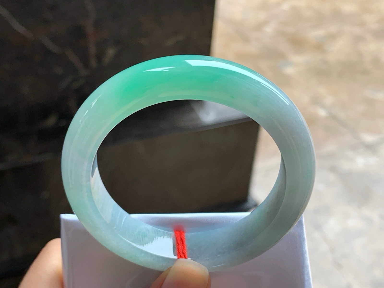 52-13.5-8.8
晴绿手镯^_^清新