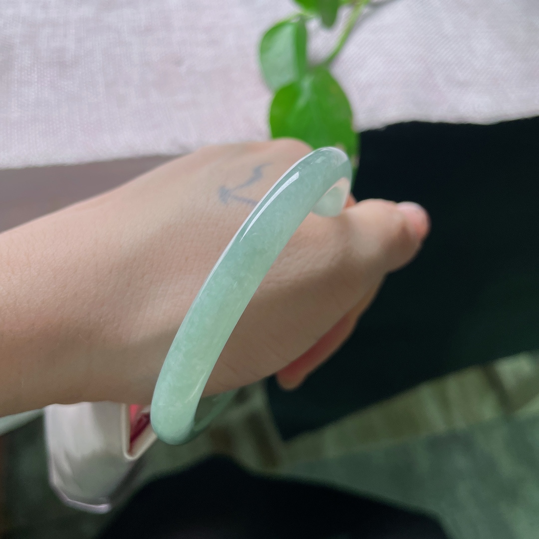 晴绿圆条，美人条，晶莹玉透，种老，水光潋滟，温婉，皮纹，ss55888a