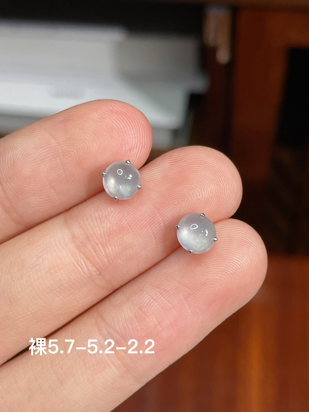 高冰蛋面耳钉 无裂 18k金镶嵌 强烈推荐，5.7-5.2-2.2