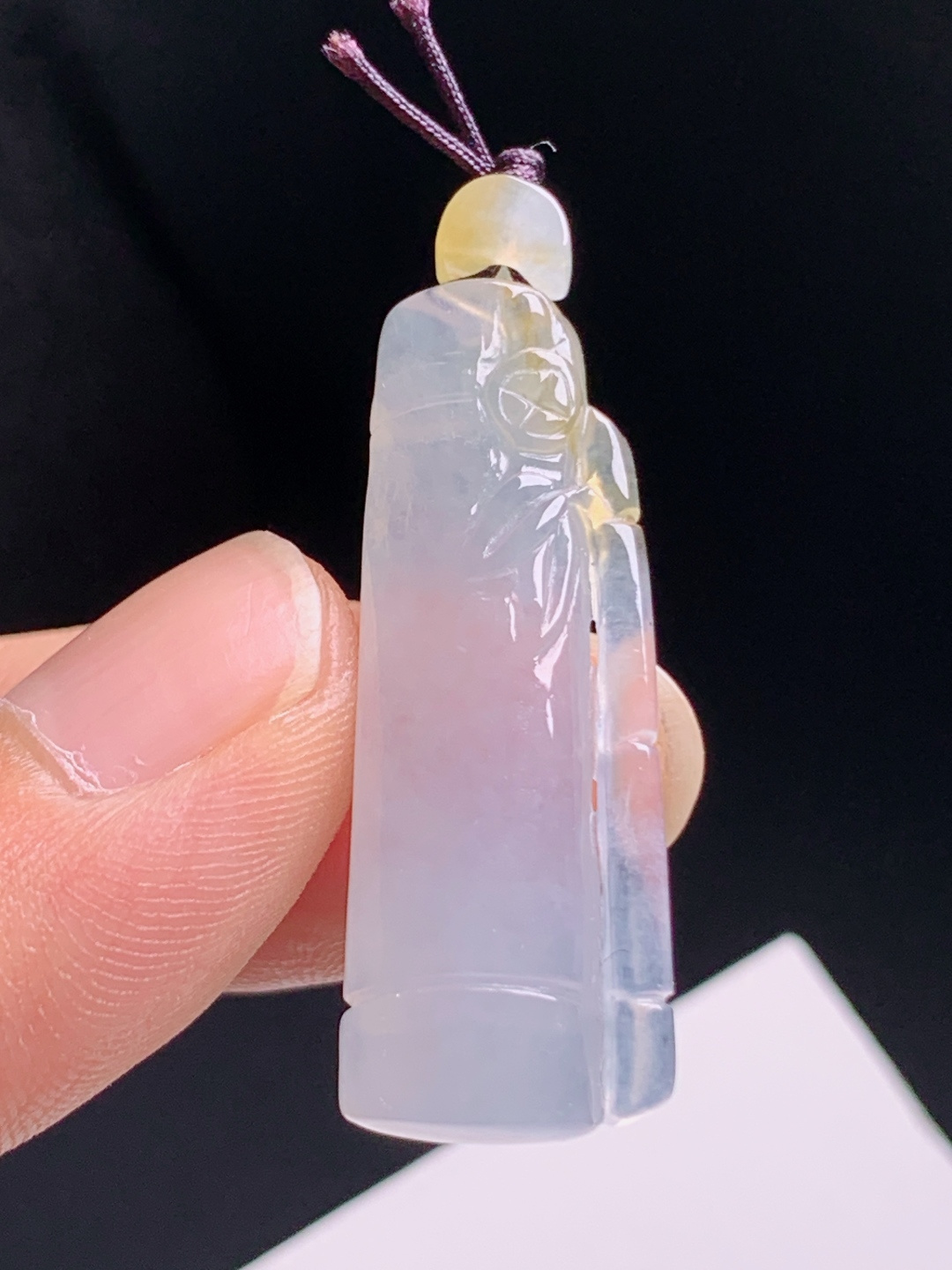 冰黄翡竹节，淡紫底色清透干净，寓意步步高升，平安顺遂 0807