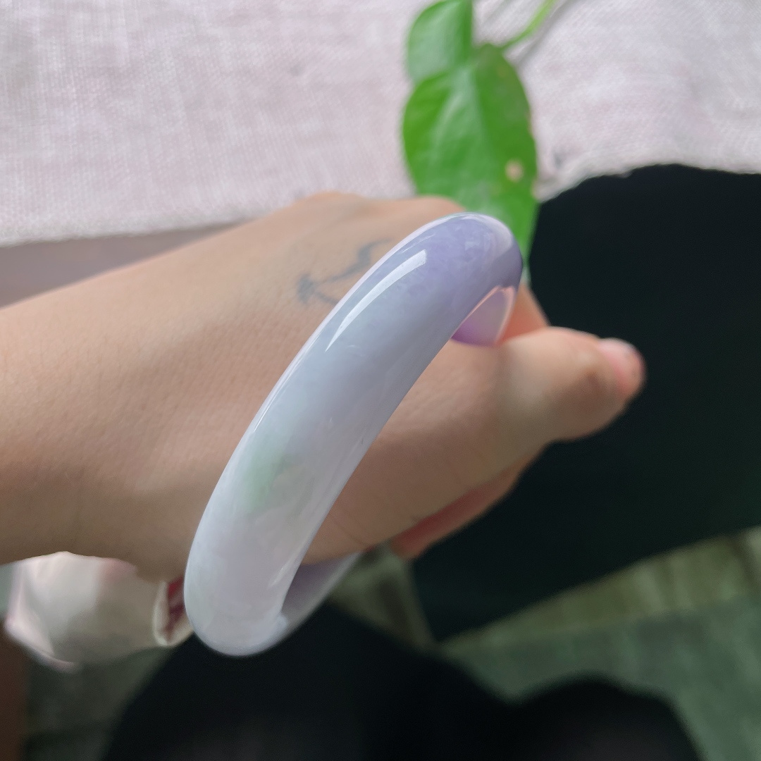 54/13.1/7.8，正圈，水润，紫韵十足，甜美，悠然自得，有纹不影响佩戴，ss55764a