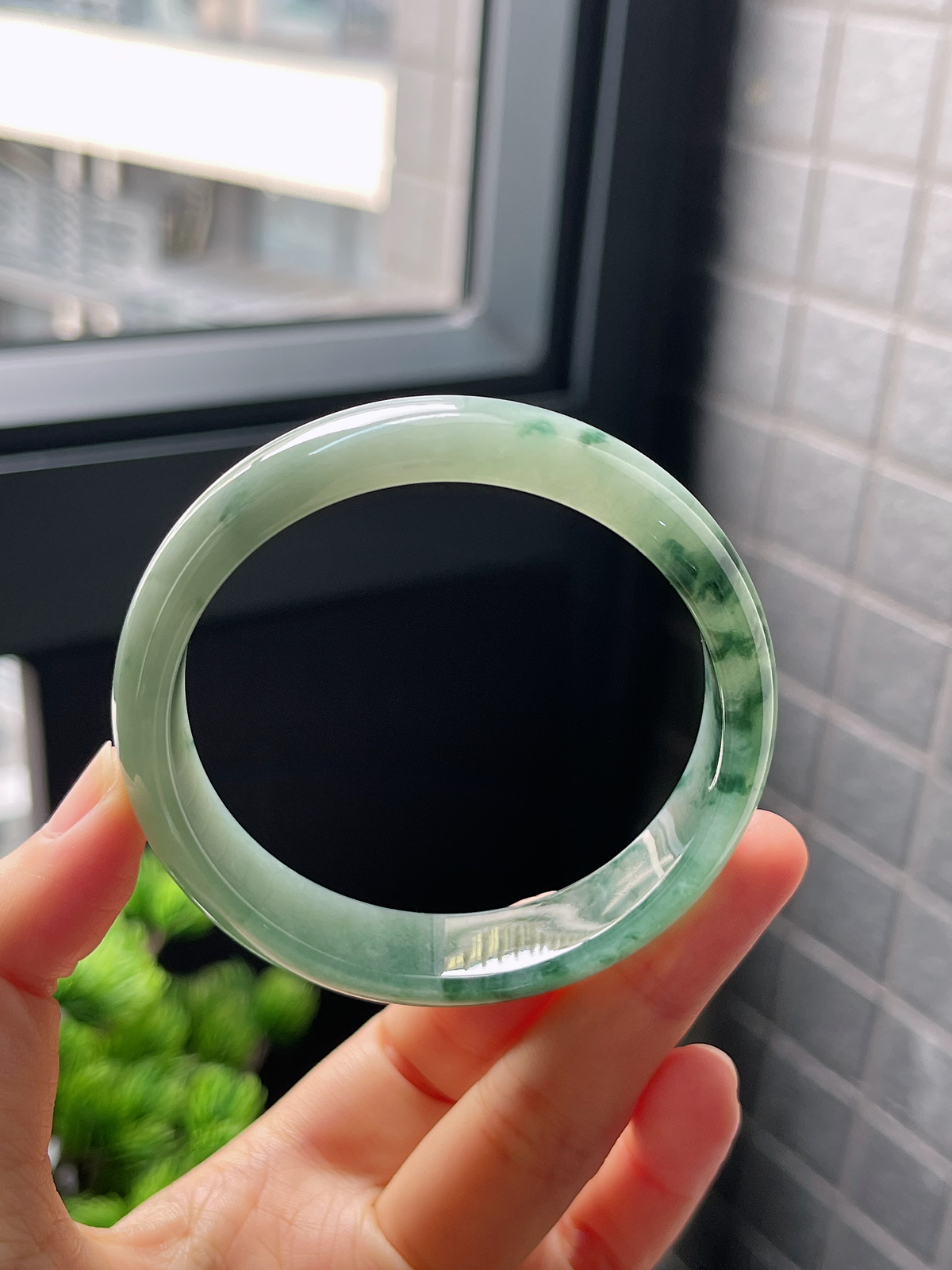 圈口56.8，冰糯种飘花翡翠正圈手镯