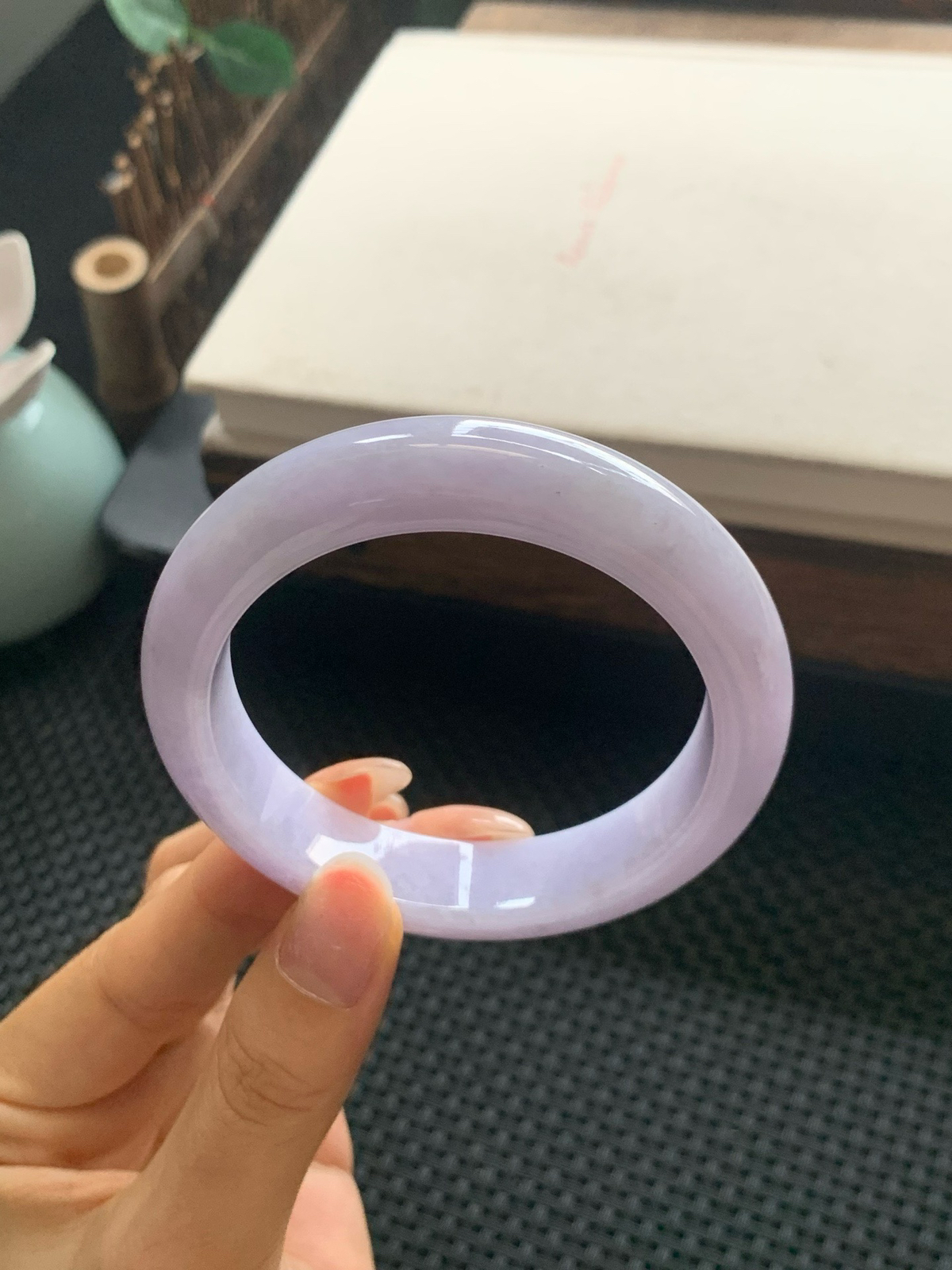 57圈口紫罗兰正圈手镯
