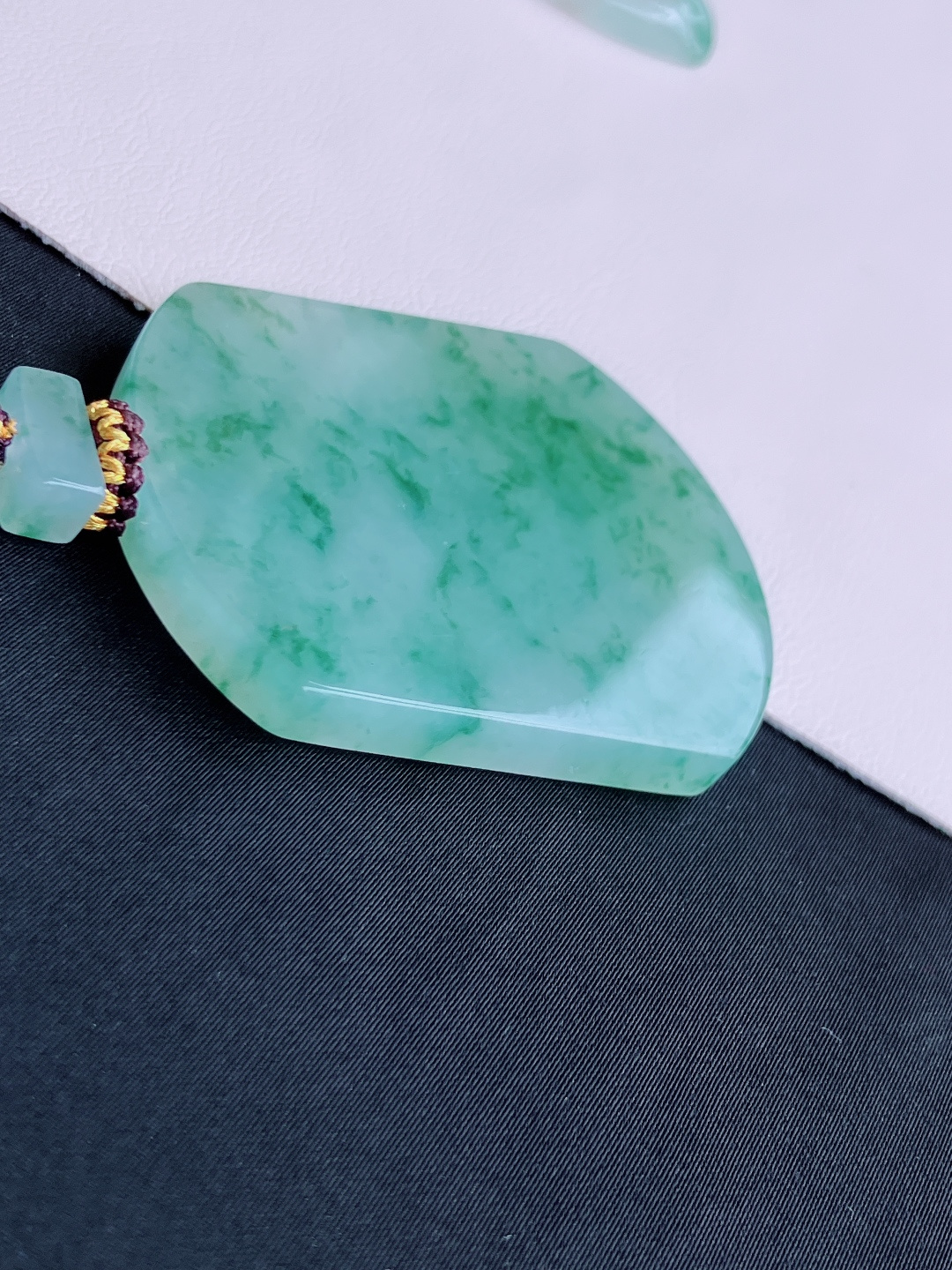 冰飘花平安牌，意境美，尺寸53/42.6/5.6/自然光实拍