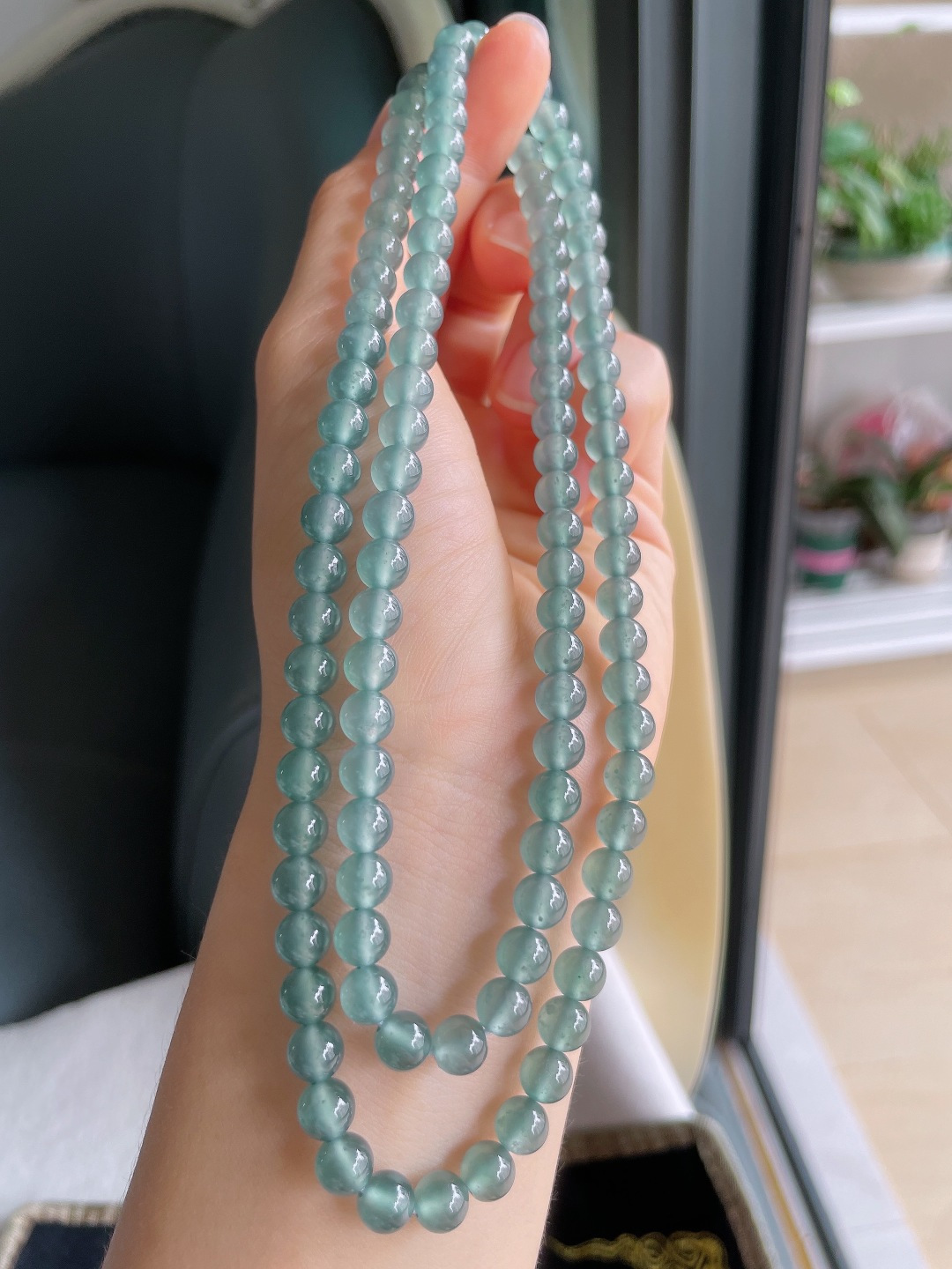 天然翡翠A货，冰蓝水珠链，尺寸：6.4mm108颗。【编991】