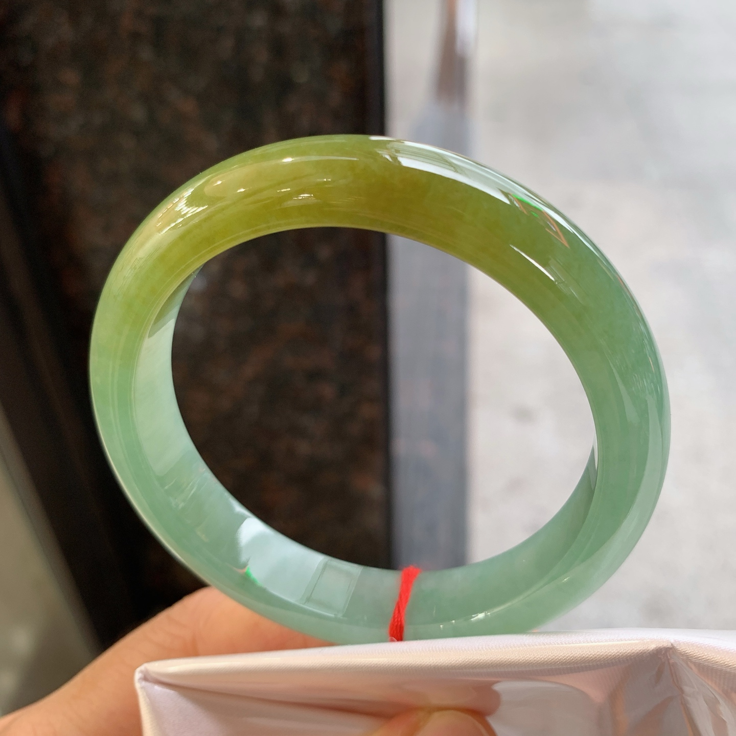 正圈黄翡半山半水 无裂 尺寸：57.8/12/8.2 细腻
