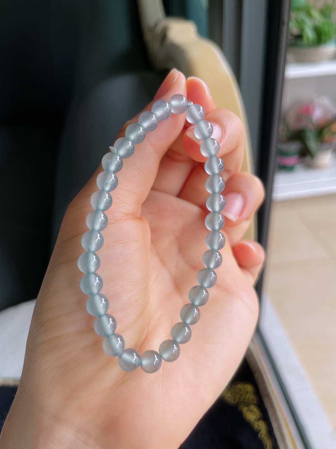 ️天然翡翠A货，冰种天空蓝手串，尺寸：5.8mm。【编3352】