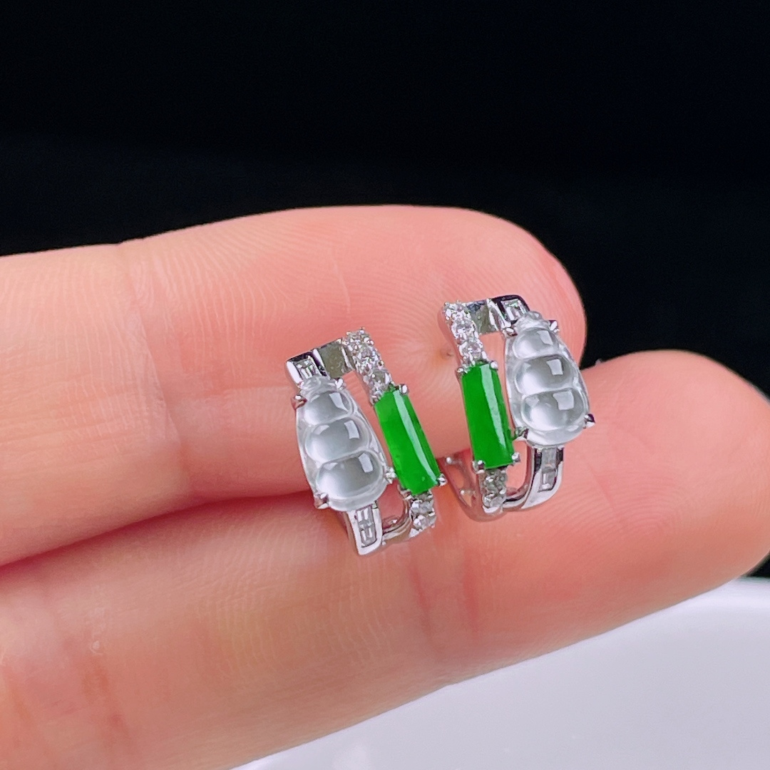 ️，老种起光，细底通透，尺寸：裸石7.9/4.5/2mm0714