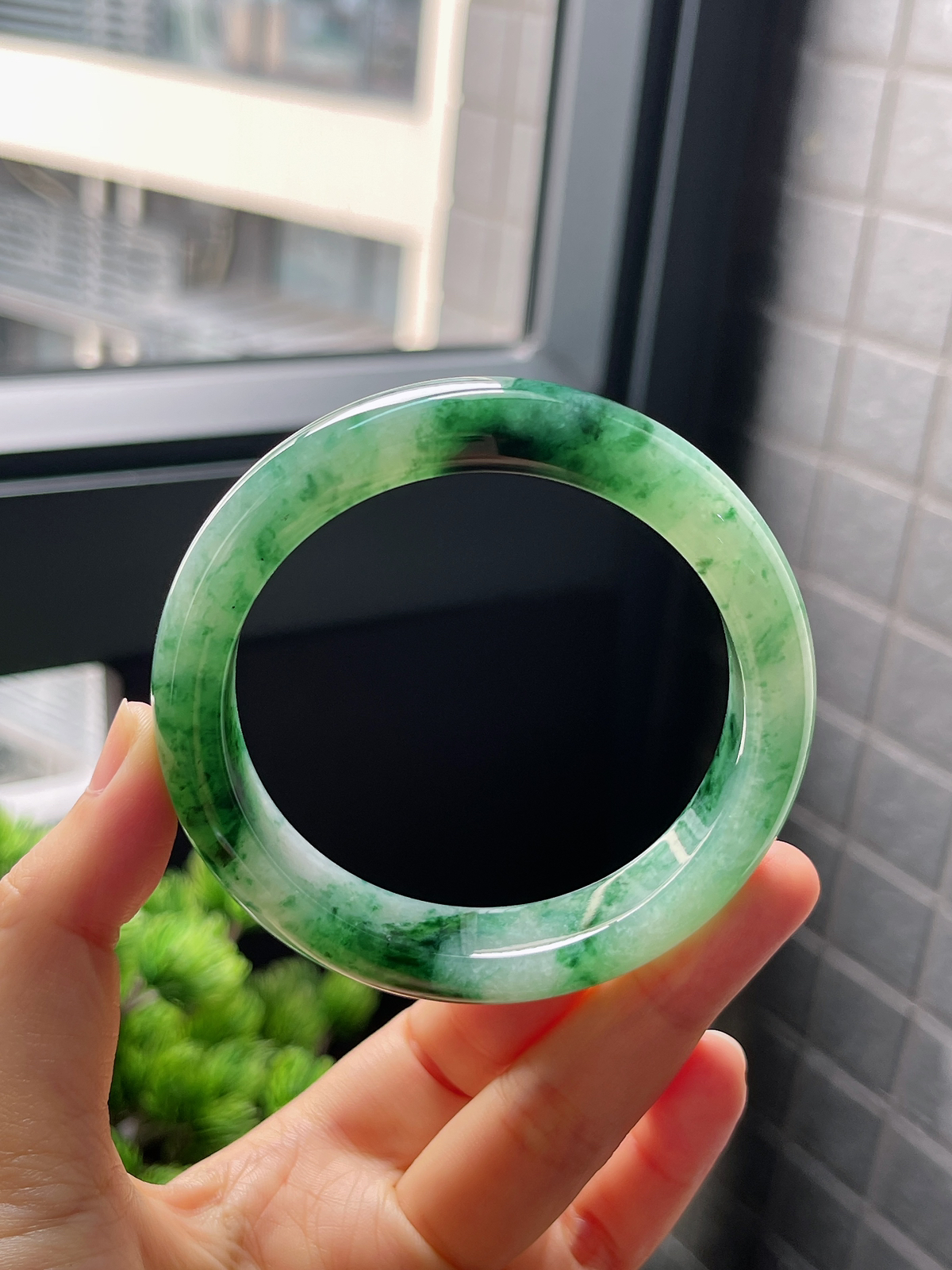 圈口58.4，冰糯种飘花翡翠正圈手镯