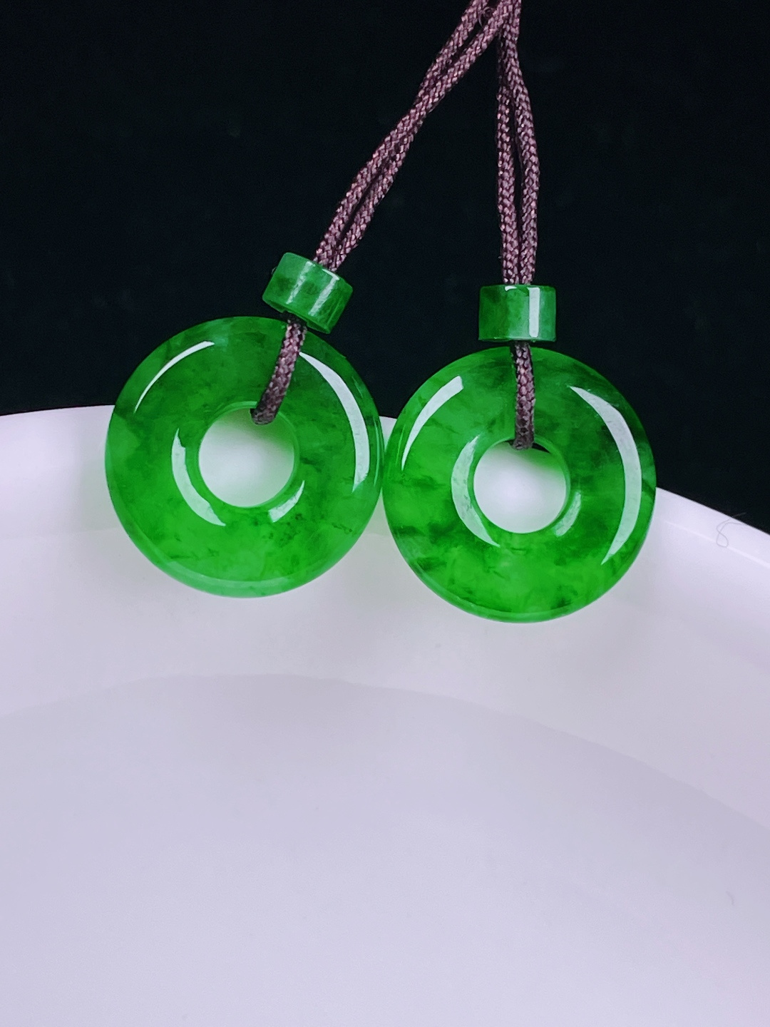 ️飘绿耳坠，老种起光，细底通透，尺寸：12/3mm0714
