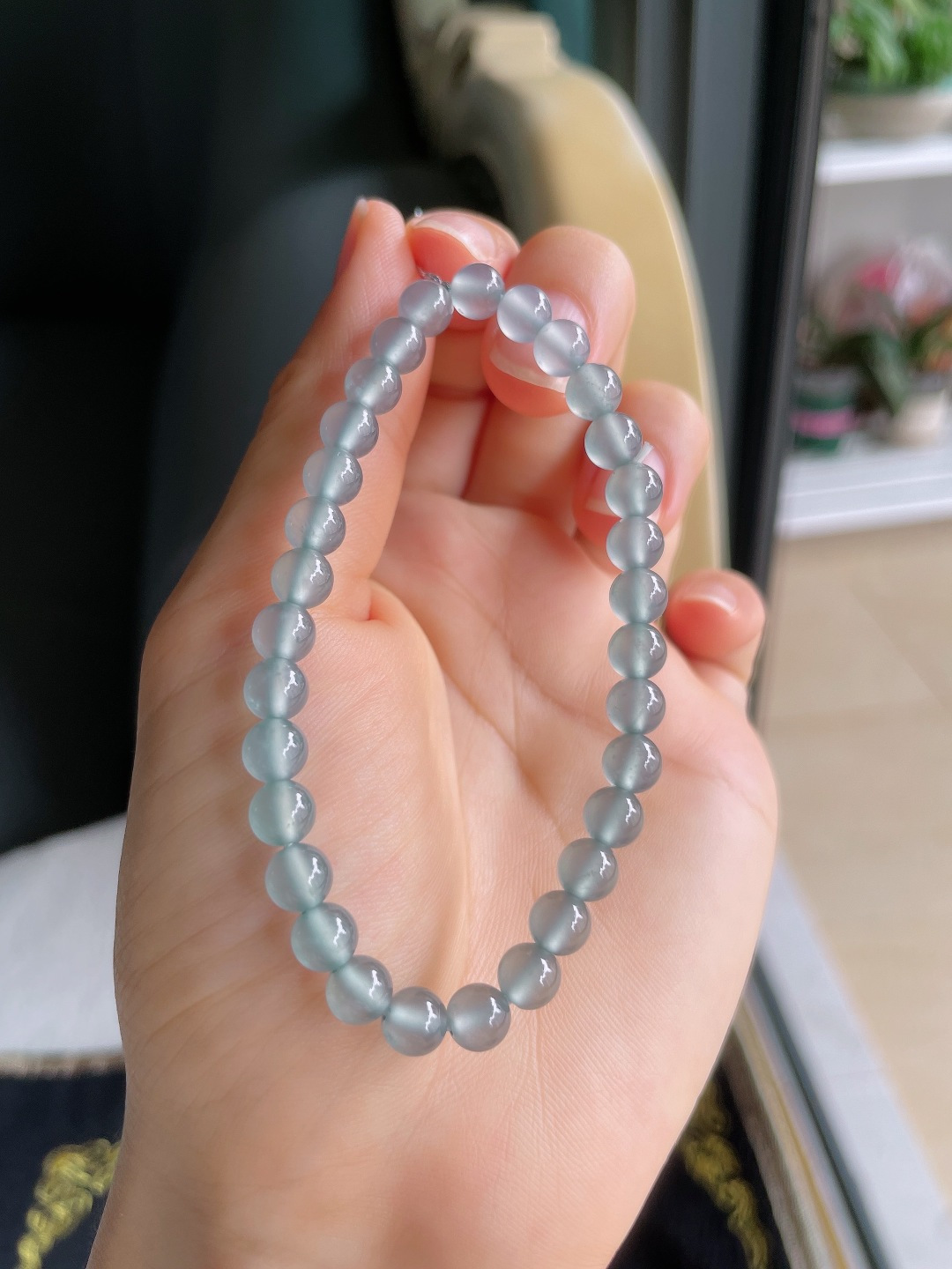 ️天然翡翠A货，冰种天空蓝手串，尺寸：5.8mm。【编3352】