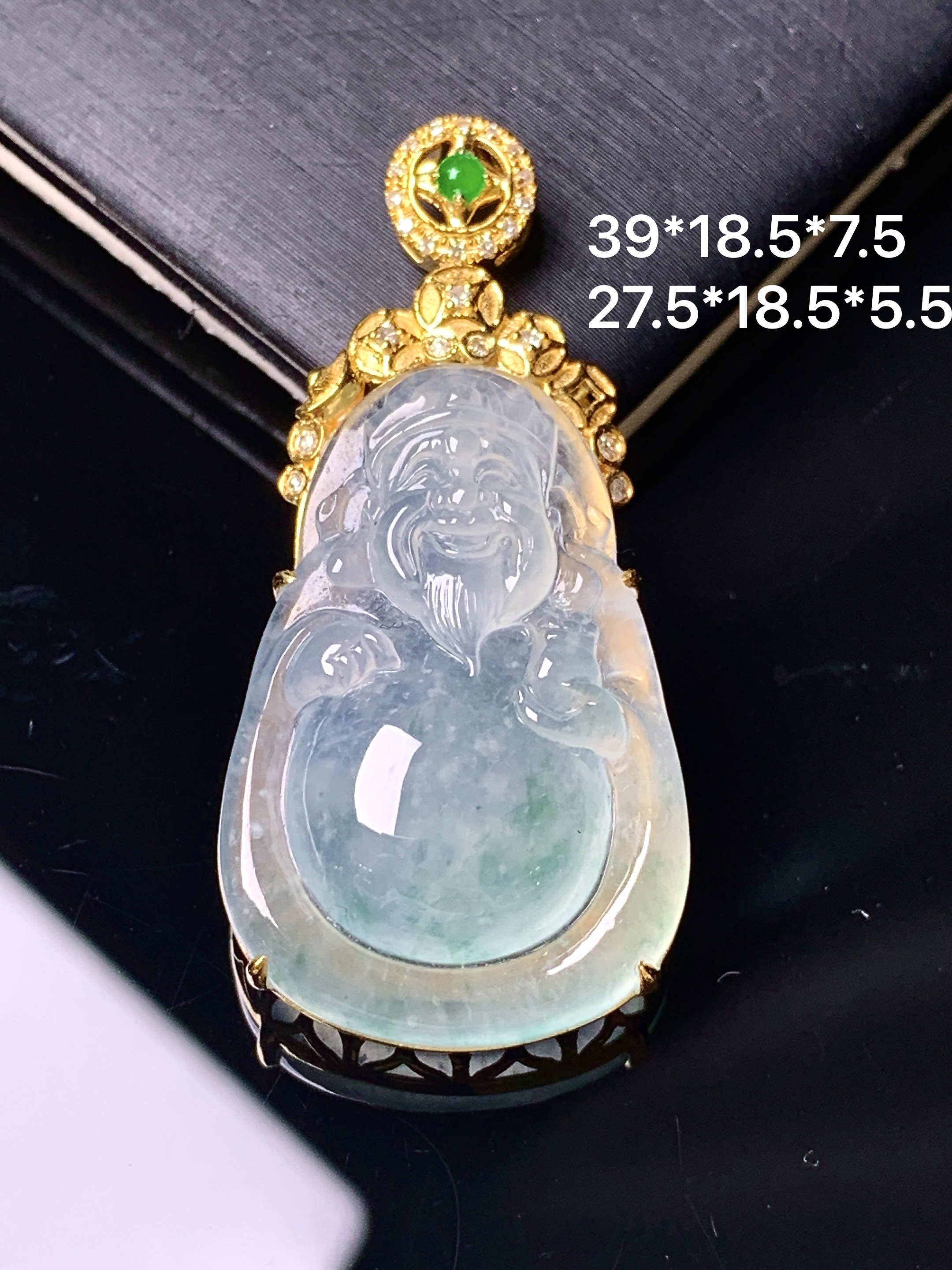 18k金钻镶嵌冰种财神吊坠 玉质细腻 色泽艳丽清新 整体尺寸39*18.5*7.5 t1