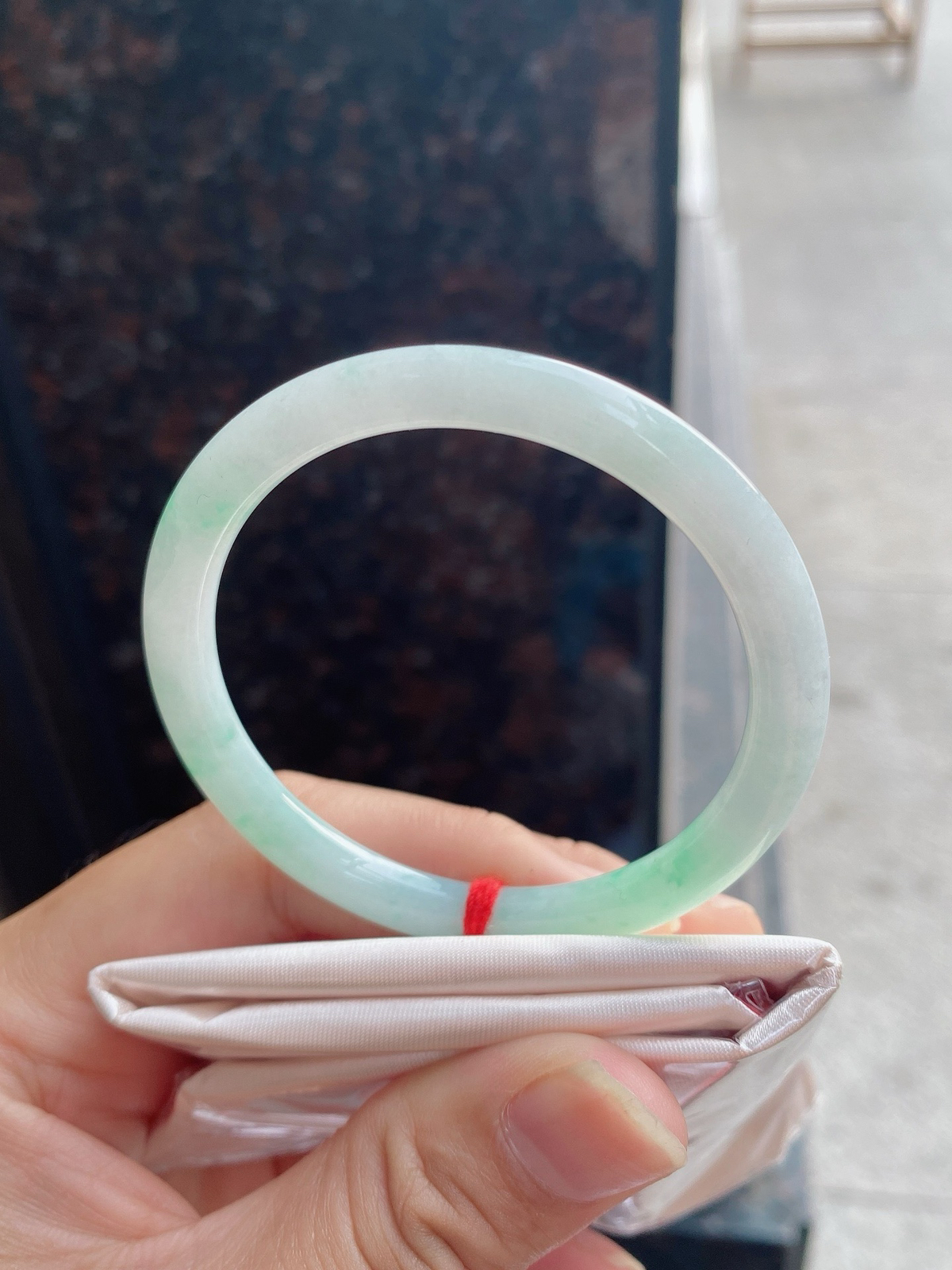 圈口52.5-6.1-6.8    【飘绿细圆条手镯】圈口52  53可戴  质地细腻