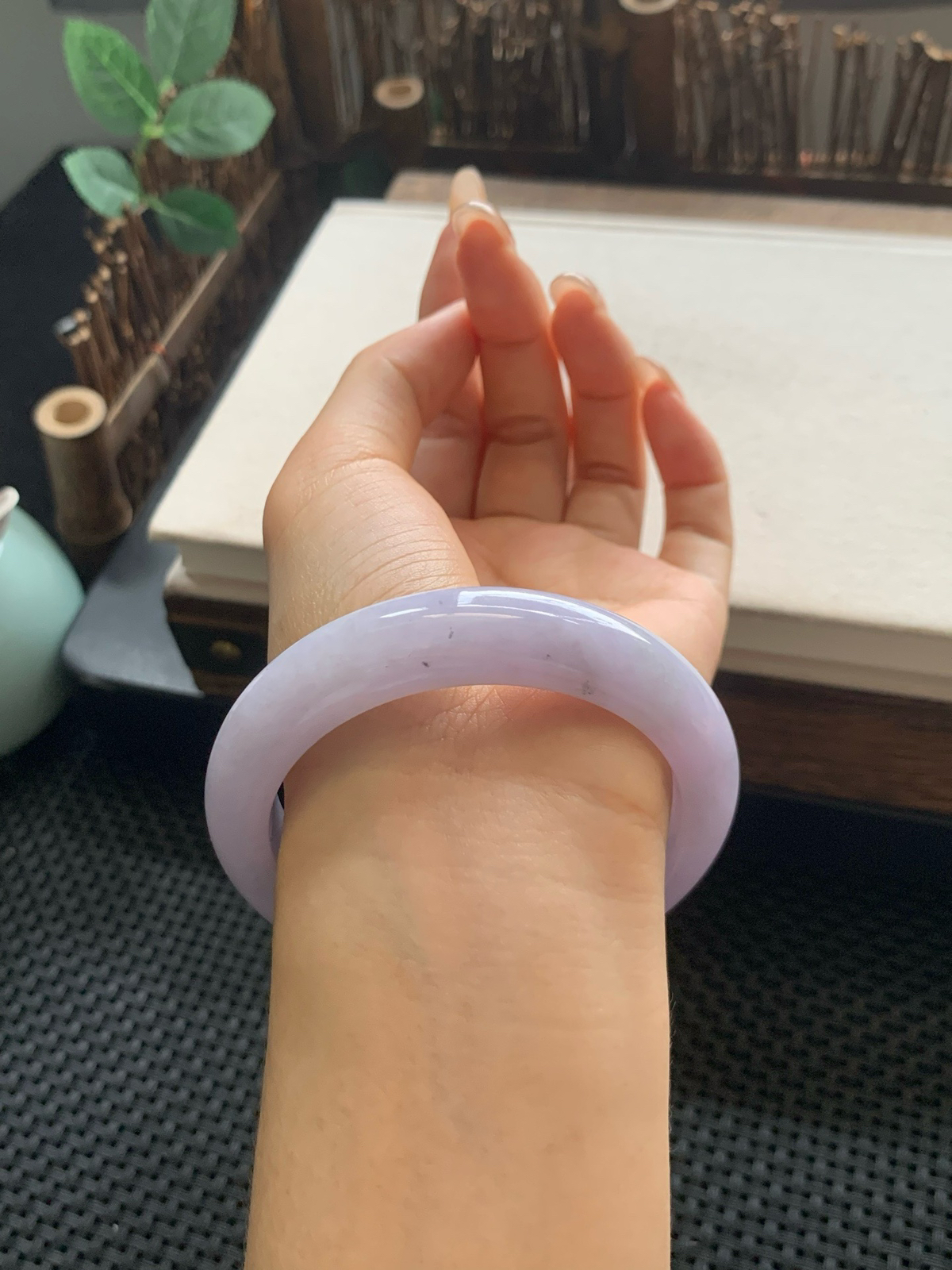 57圈口紫罗兰正圈手镯