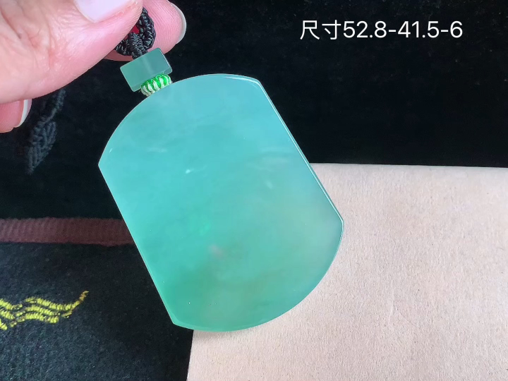 冰底色无事牌 老坑冰透 种老水足 水润光泽 性比高 无裂 尺寸看图