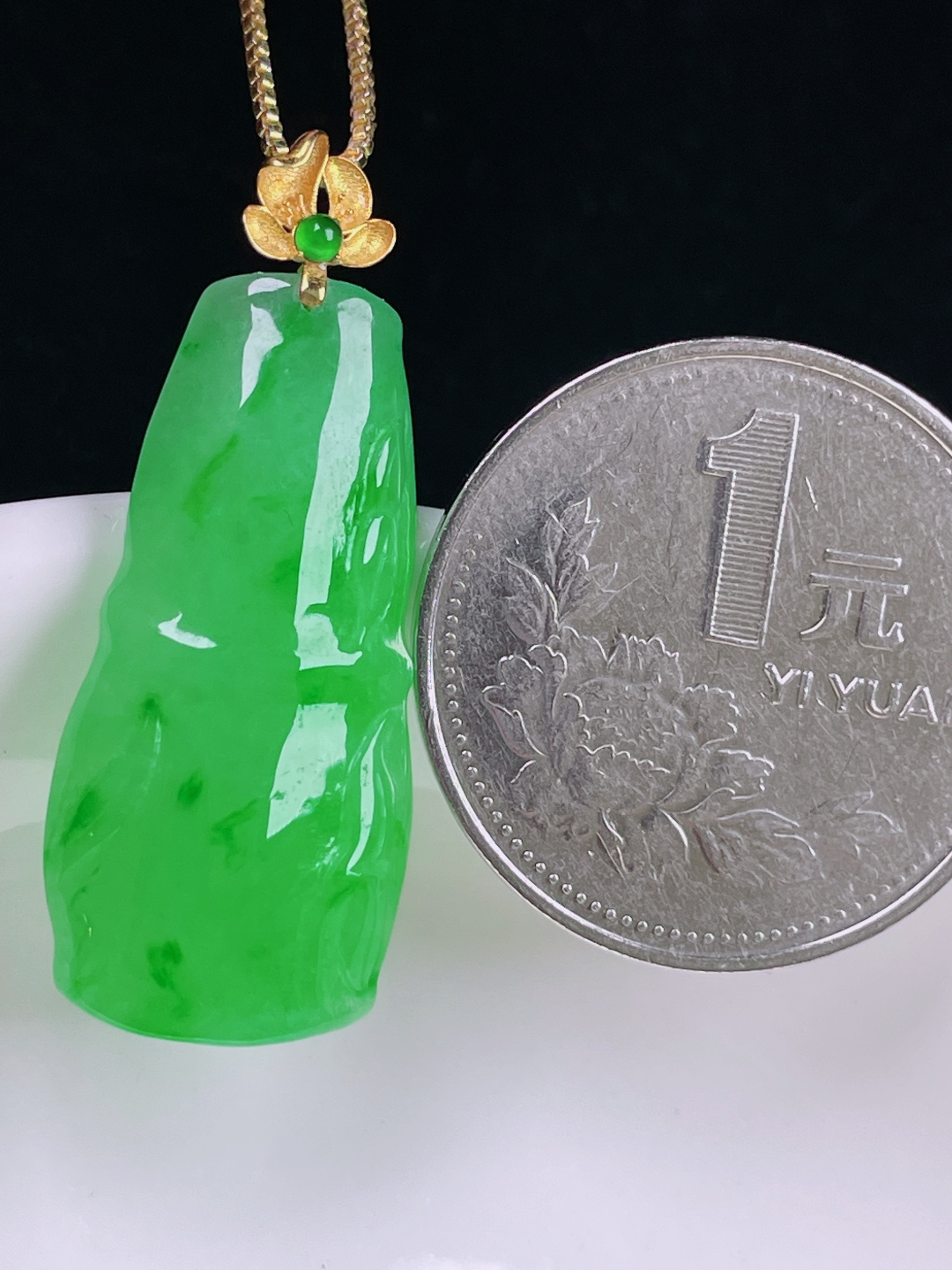 ️辣绿节节高升竹节，老种起光，细底通透，尺寸：mm0714