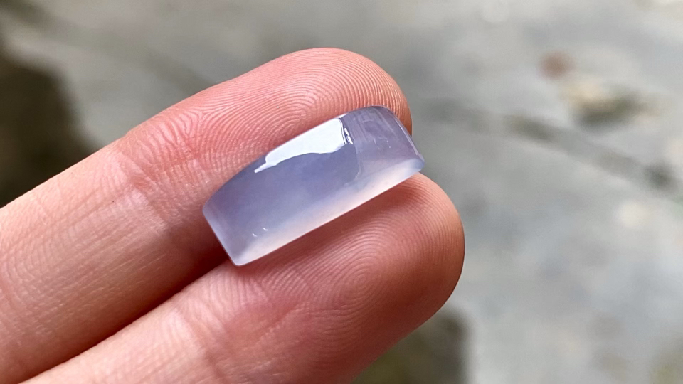 梦幻粉紫马鞍 16.8*6*4.5 完整