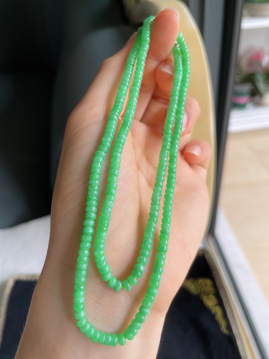 ️，缅甸天然翡翠A货，冰满绿算盘珠珠链，尺寸：3.8mm，长度55cm。【编3971】