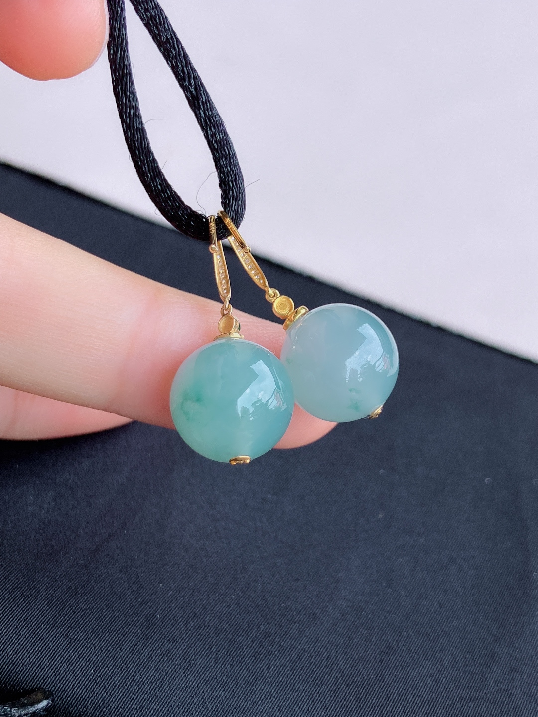 冰飘花圆珠耳环，简约时尚，尺寸27.6/12/自然光实拍