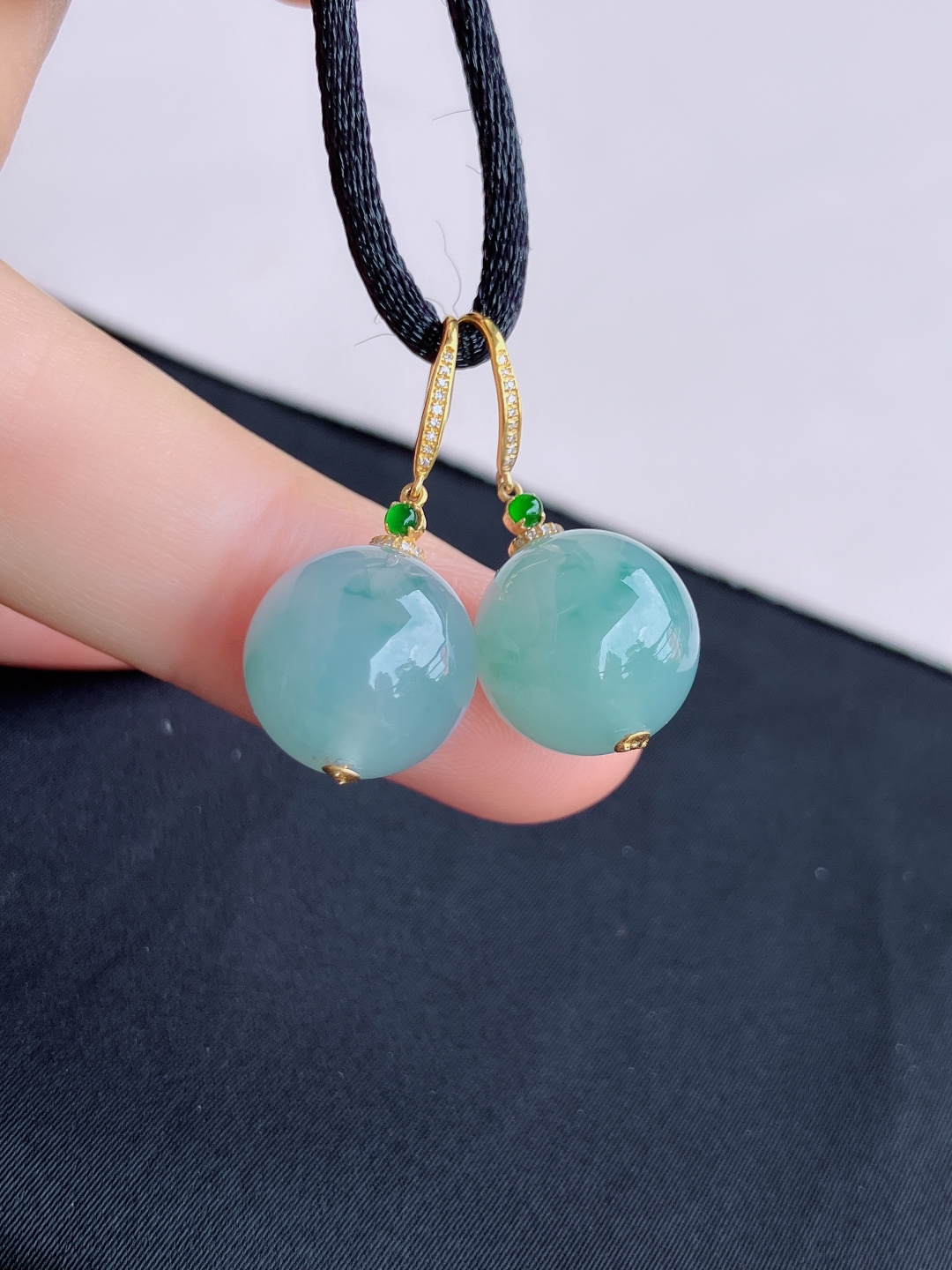 冰飘花圆珠耳环，简约时尚，尺寸27.6/12/自然光实拍