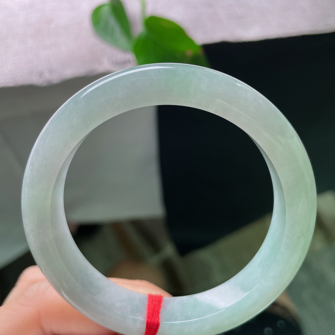 55.5/12/8.7绿底正圈，水润细腻，色系甜美，娇俏玲珑，减龄，显白，晶体纹，ss55033a