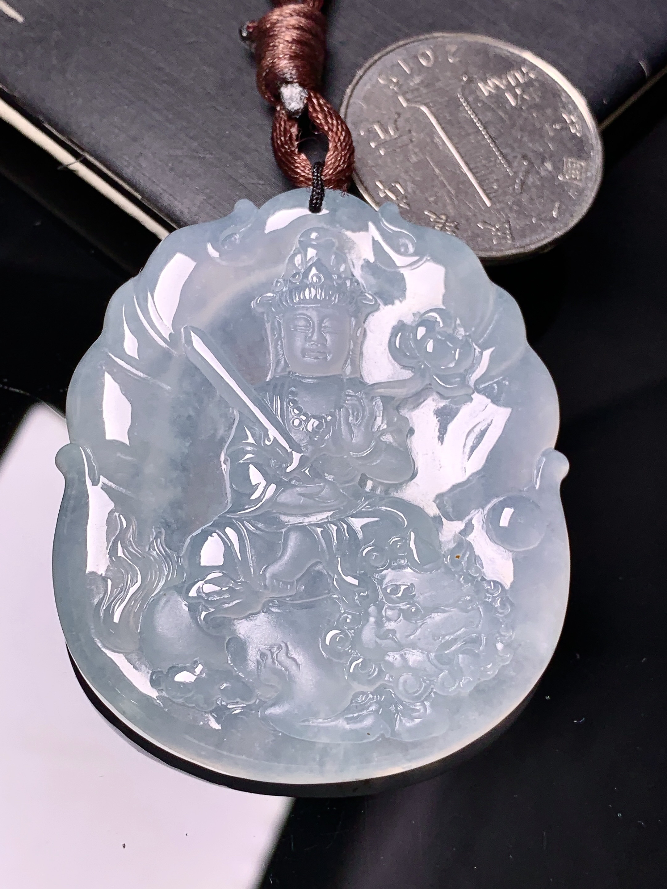 冰种普贤观音菩萨吊坠 玉质细腻 色泽艳丽清新 整体尺寸50.5*42.6*6.2 b2