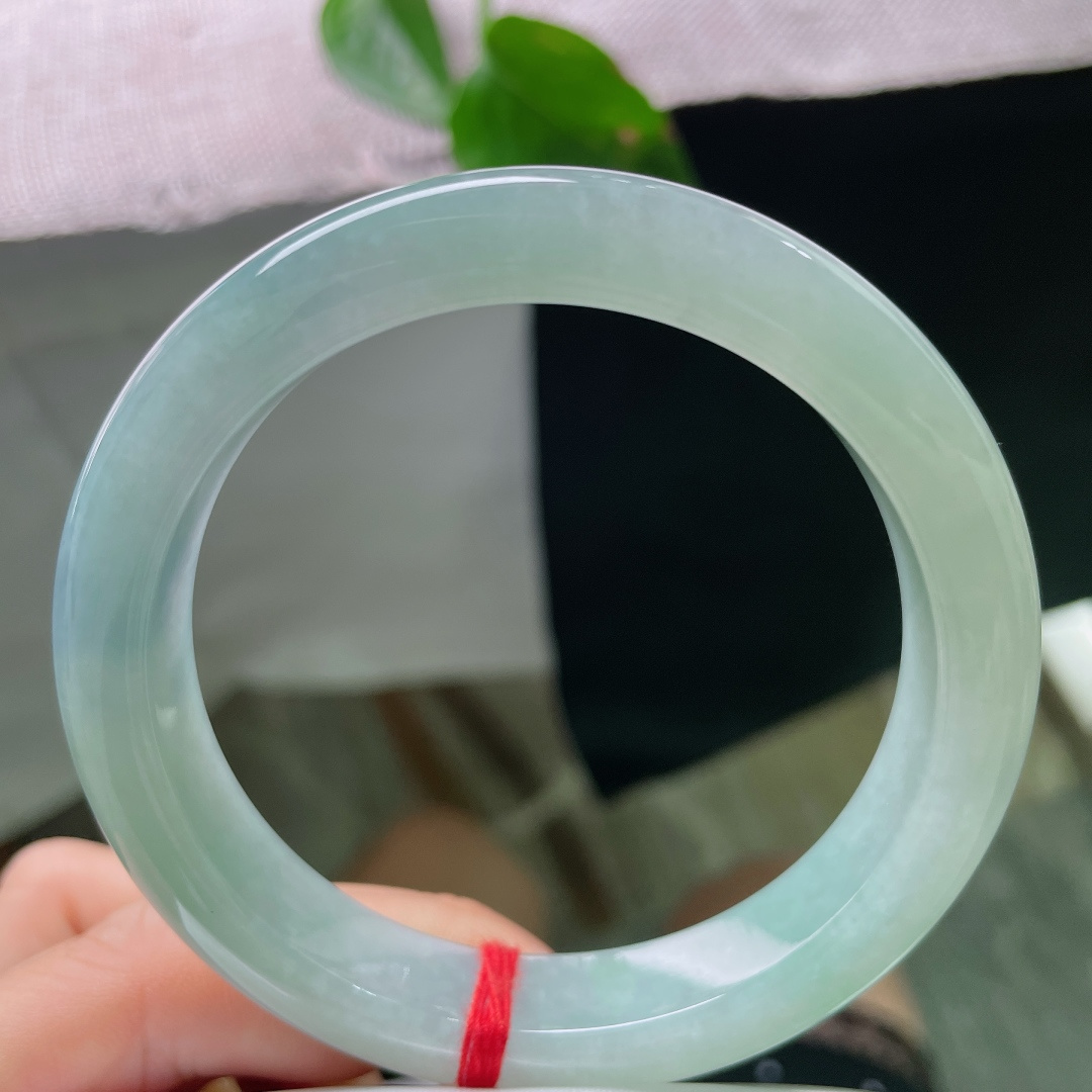 59/12.2/8.8，蓝紫正圈，独具匠心，水头好，种老，细腻，佩戴优雅端庄，无裂，ss53793a