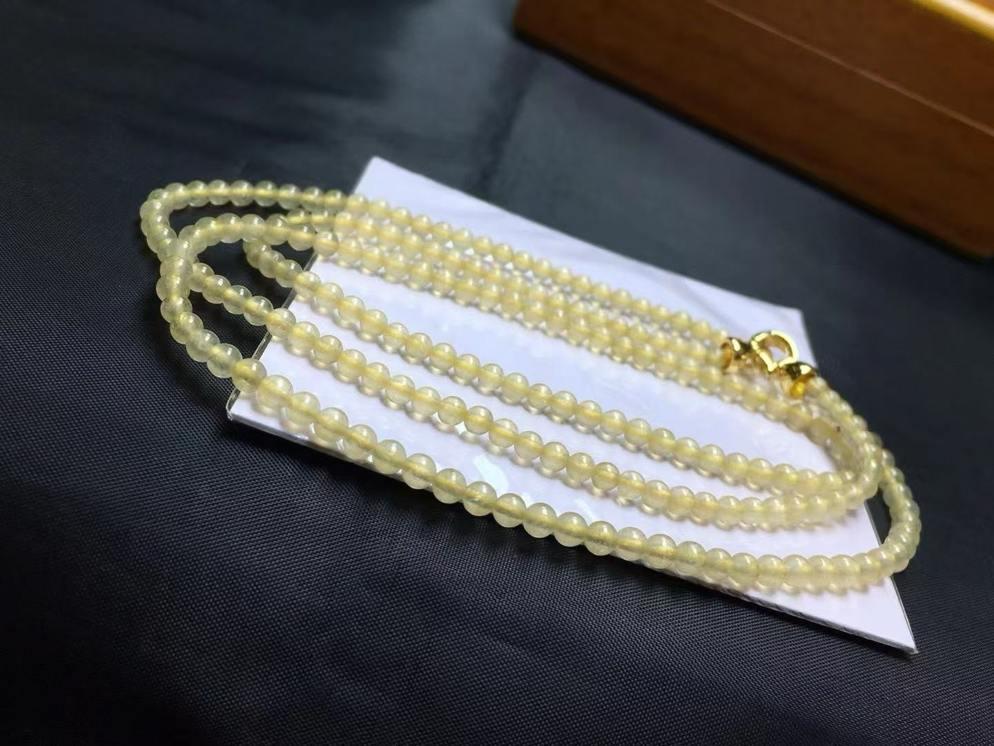 冰黄小米珠，卡3.7～3.4mm，200颗，种好，玉质细腻，颗颗精选，冰透水润
