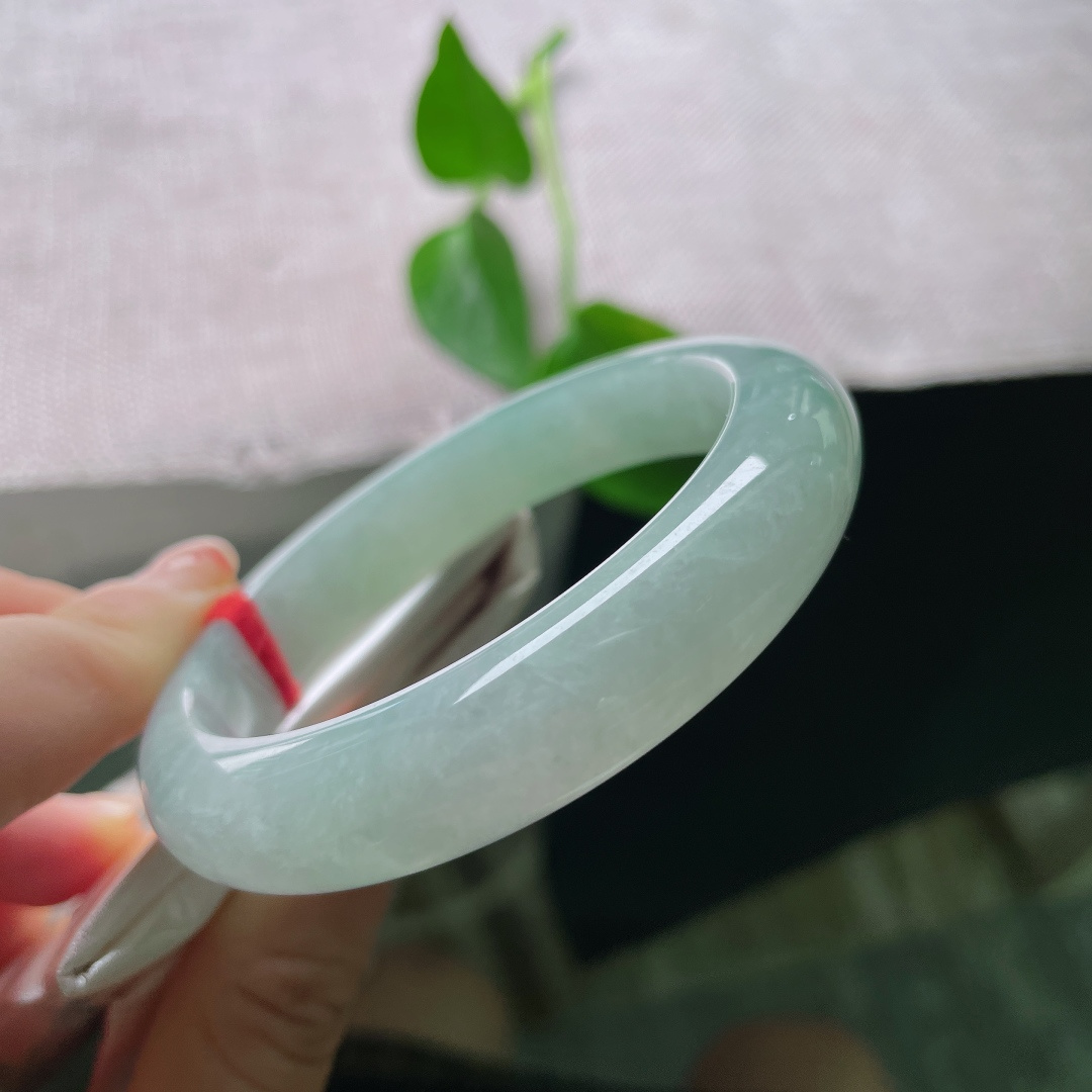 55.5/12/8.7绿底正圈，水润细腻，色系甜美，娇俏玲珑，减龄，显白，晶体纹，ss55033a