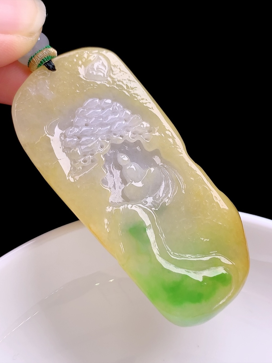 冰三彩悟道 色泽艳丽，种老水润 尺寸：56.3/27.2/11.2