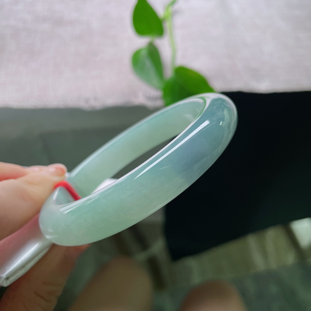 59/12.2/8.8，蓝紫正圈，独具匠心，水头好，种老，细腻，佩戴优雅端庄，无裂，ss53793a