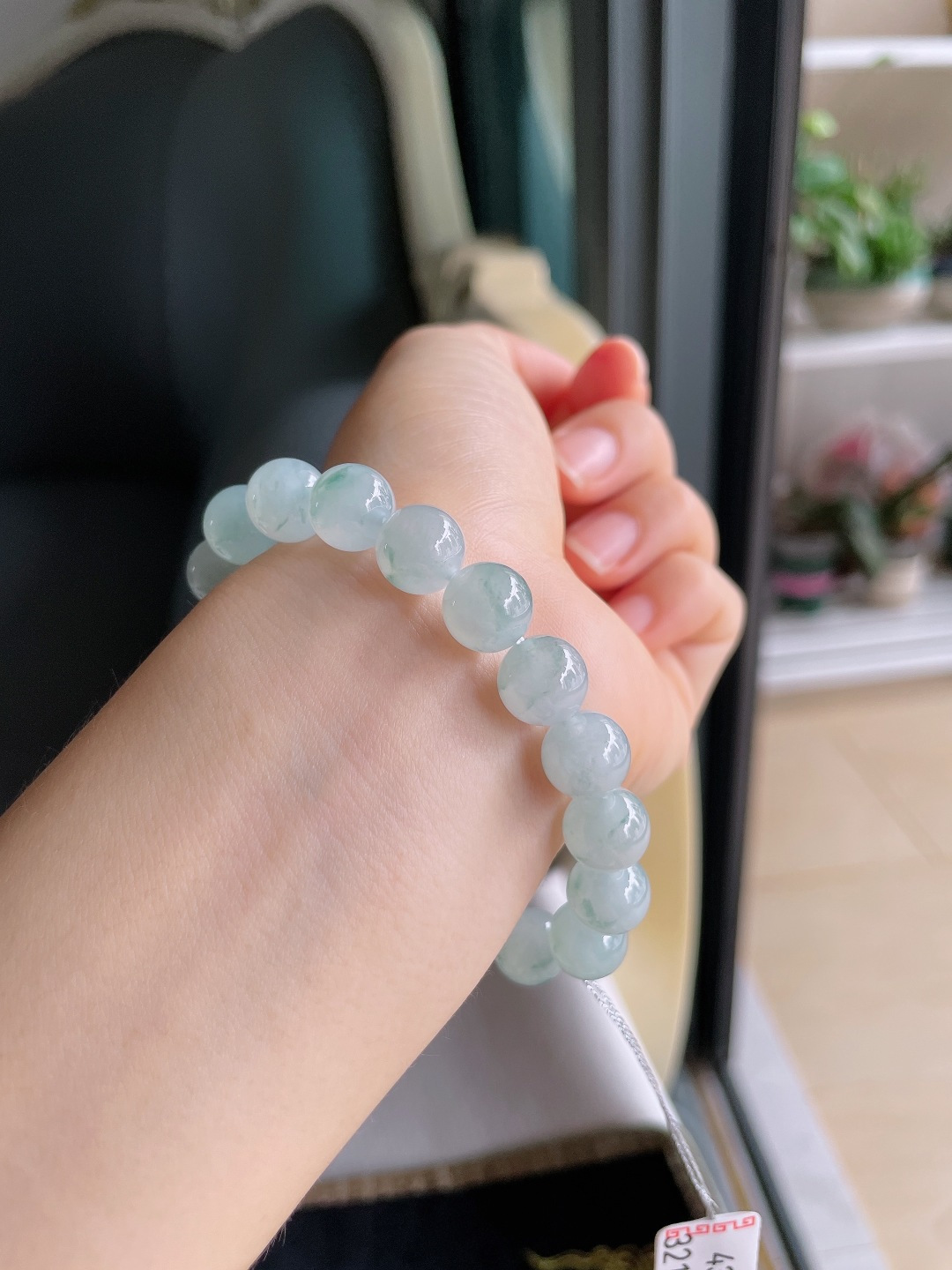 天然翡翠A货，冰飘花手串，尺寸：10mm。【编4394】