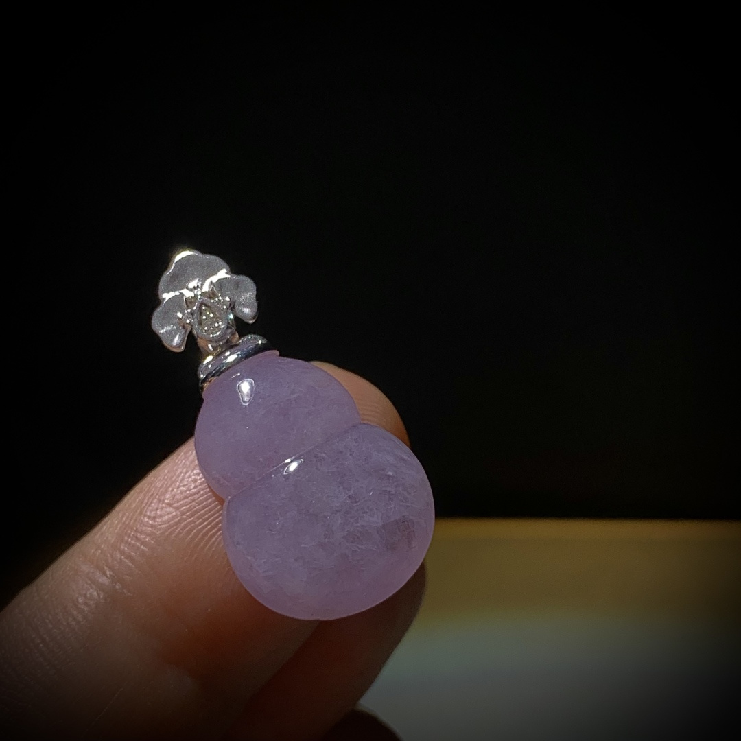 ️ 淡紫葫芦，29.8-裸石21-15-5.2mm，18K金，南非钻，3.59g