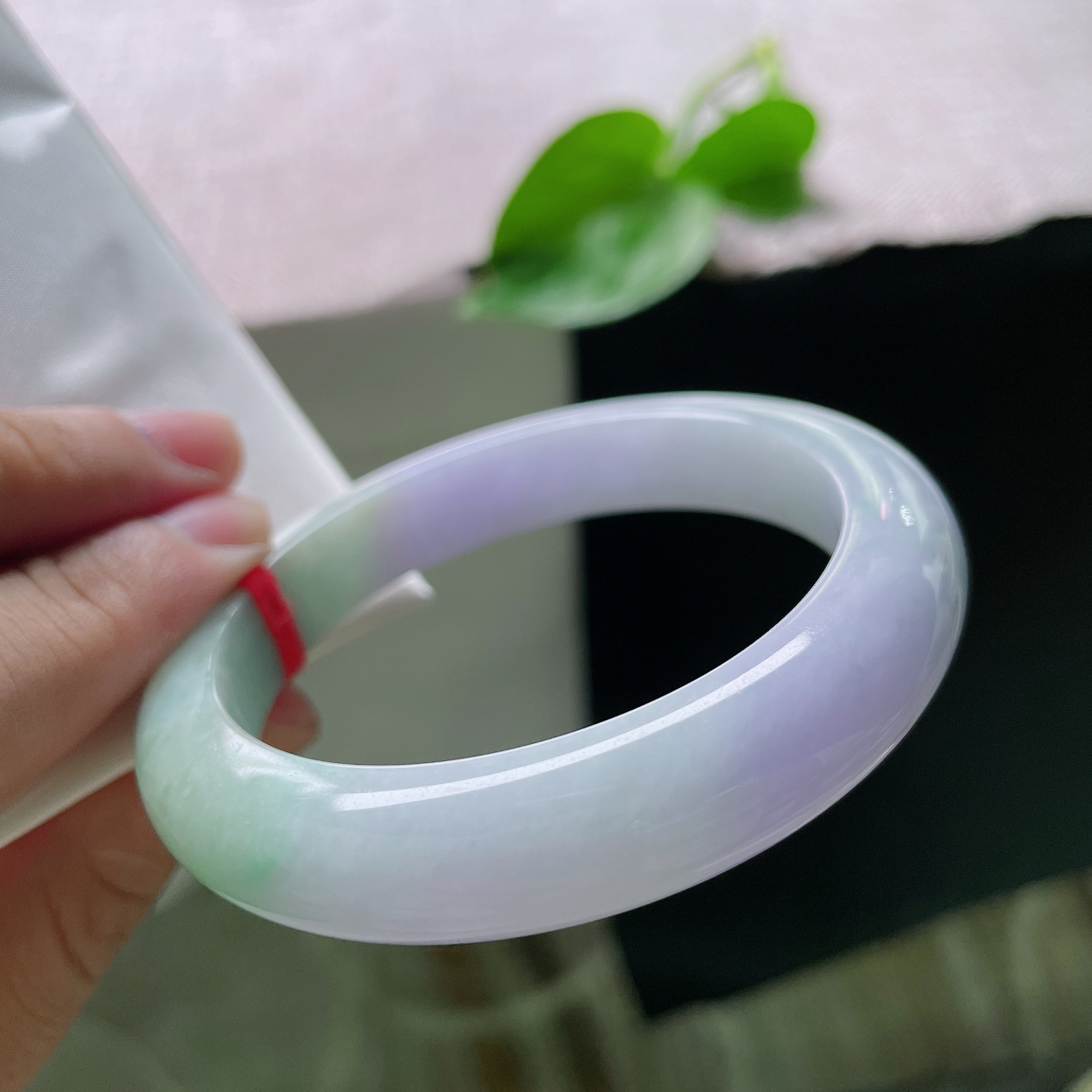 55/11.6/9，春彩正圈，柔光温润，紫翠相伴，温润一镯揽尽春日温柔，完美，ss55257a