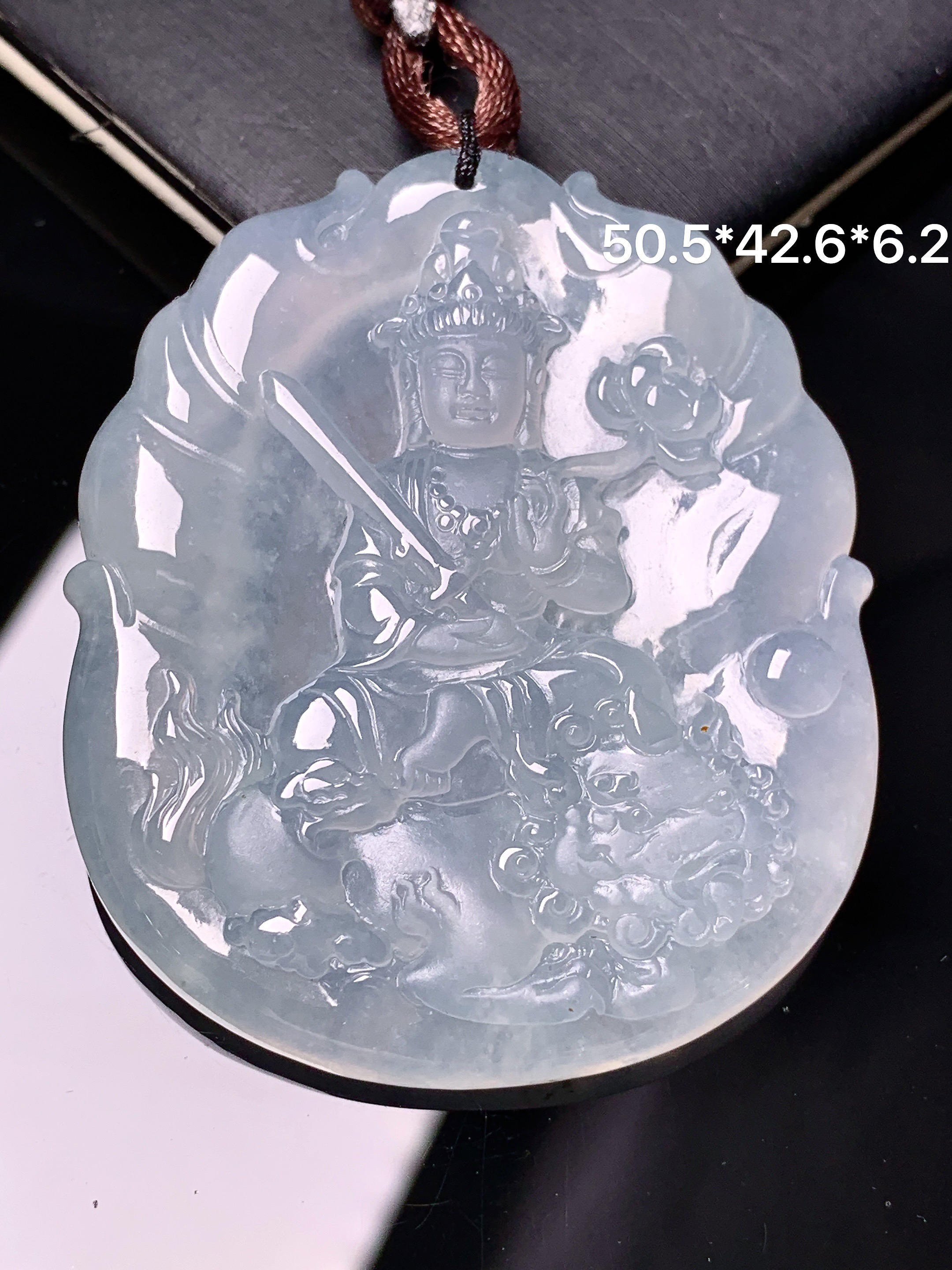 冰种普贤观音菩萨吊坠 玉质细腻 色泽艳丽清新 整体尺寸50.5*42.6*6.2 b2