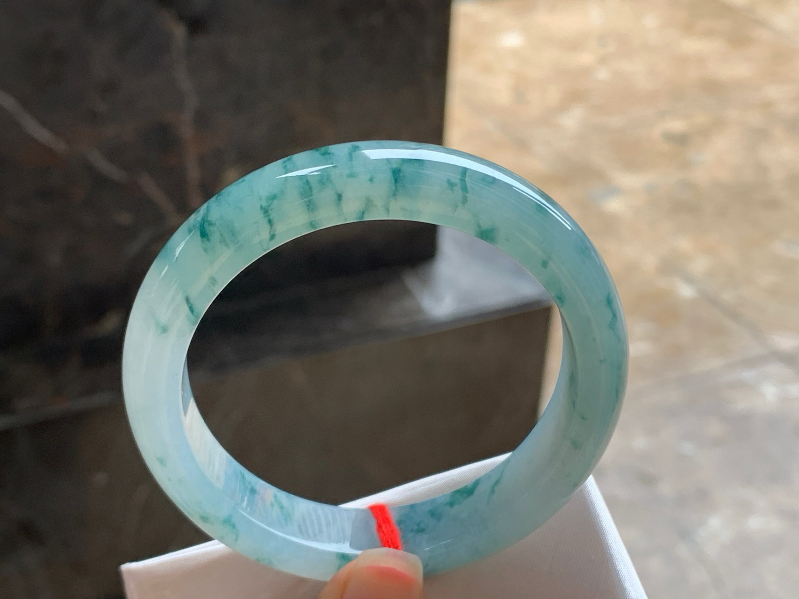 57-12.5-8.6
蓝花手镯^^_^飘花灵韵 细腻