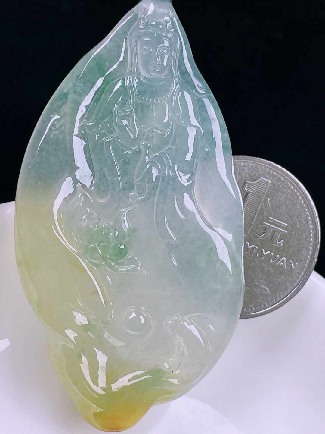 ️冰黄观音，老种起光，细底通透，尺寸：62.4/33.4/6.4mm0715