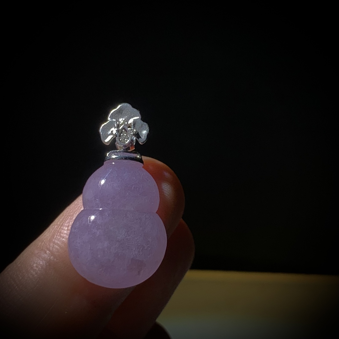 ️ 淡紫葫芦，29.8-裸石21-15-5.2mm，18K金，南非钻，3.59g