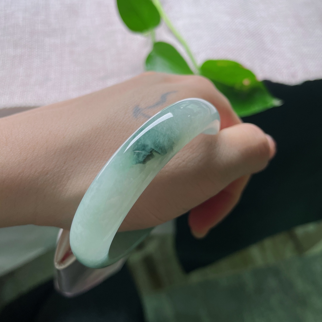 55.4（49.7）/12.6/7.1飘花贵妃，细腻，晶体纹，种老水足，婉间生辉，ss55949a