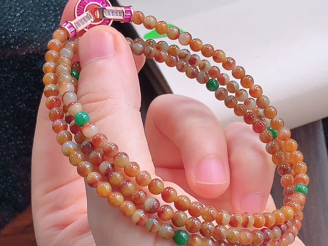 红翡珠链，度高，尺寸取一4.0mm，包A附证书