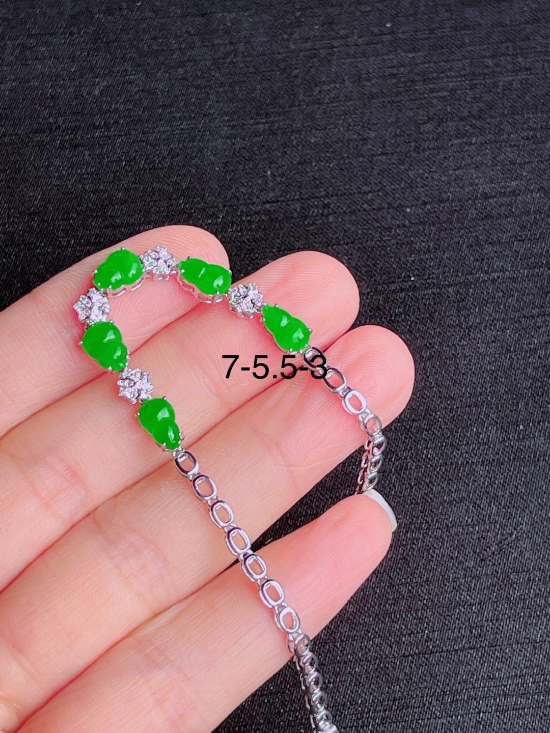 ️绿葫芦手链，晶莹剔透，新颖时尚，7-5.5-3