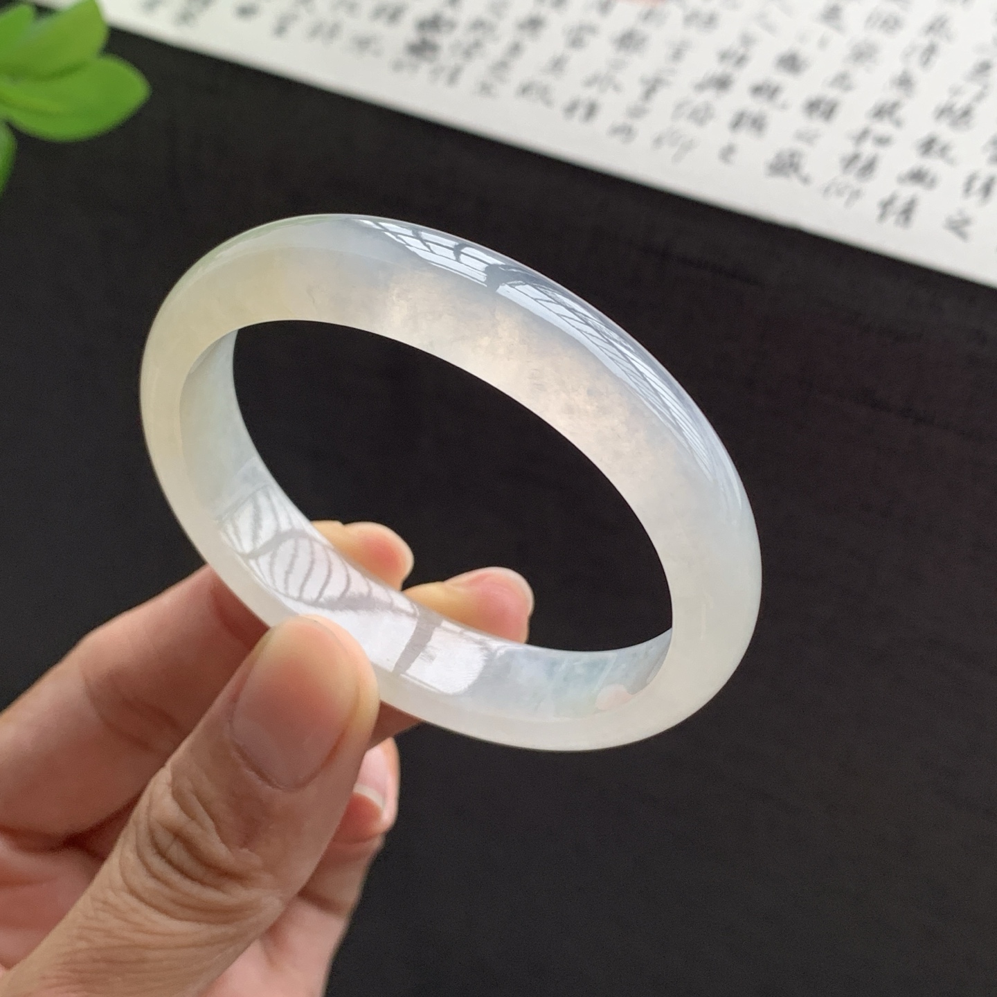 071502XY 黄翡贵妃翡翠手镯 53-45.7-12-6.4
