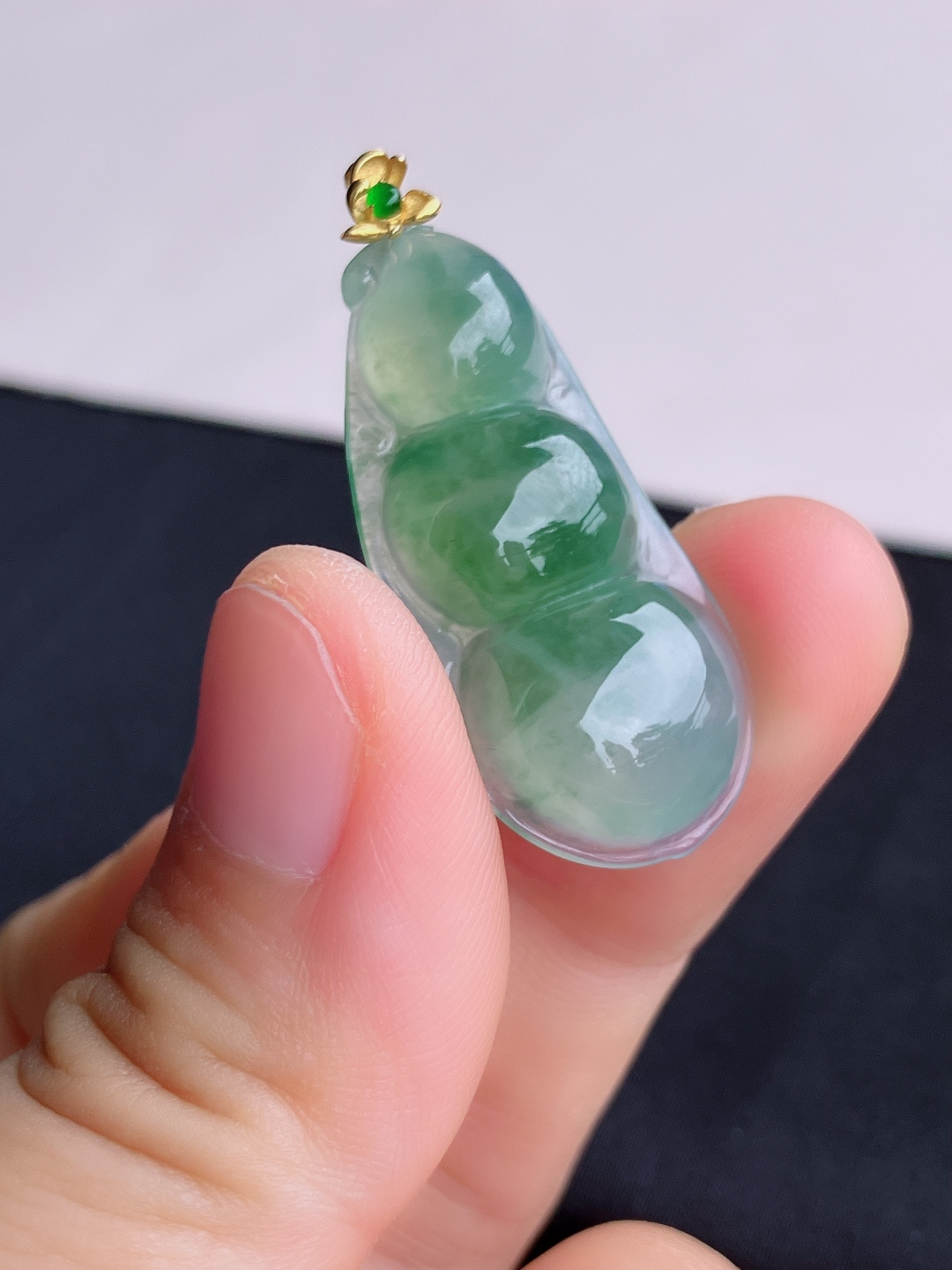 冰飘花福豆，晶莹剔透。尺寸39.3/16.7/6.2/自然光实拍